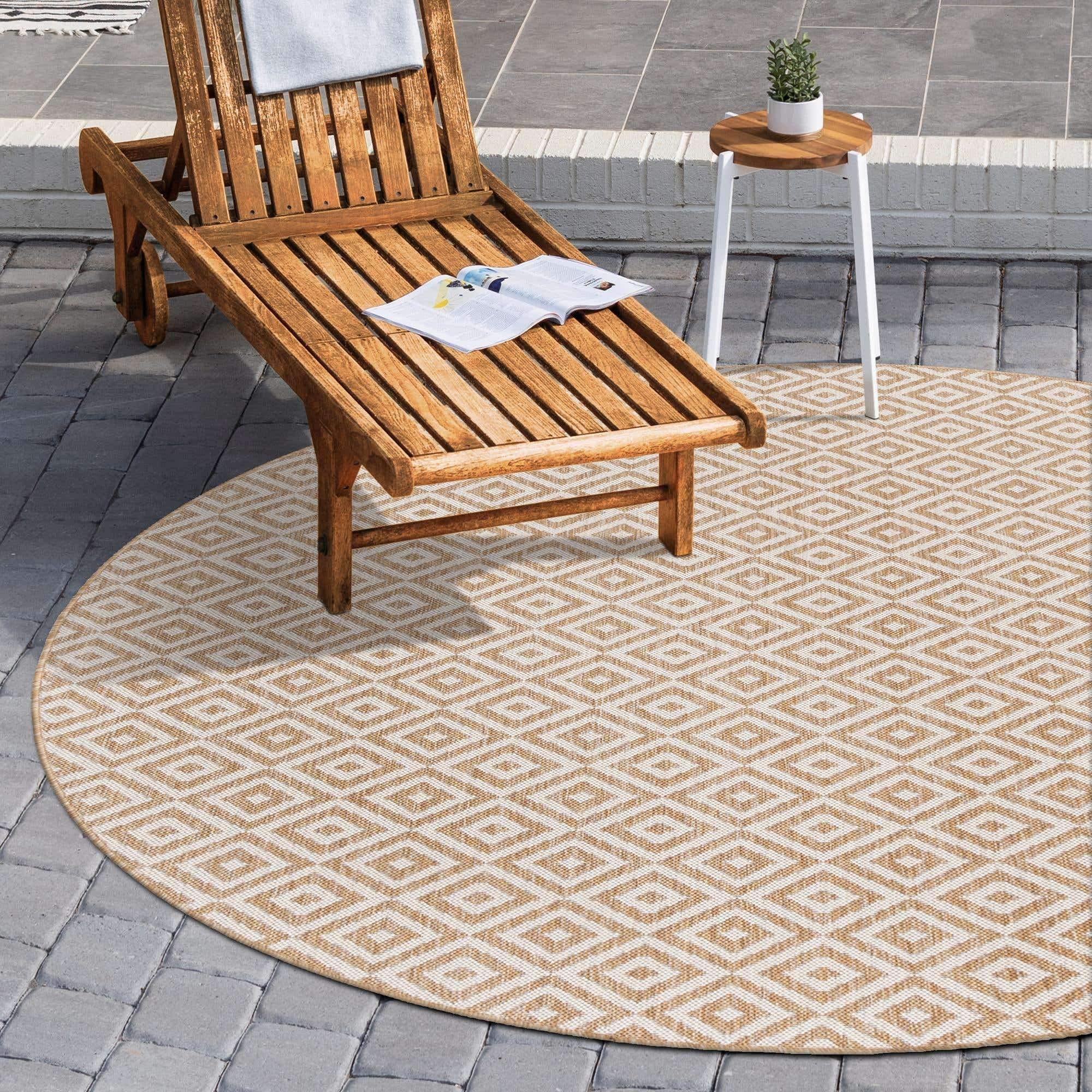 Unique Loom Outdoor Collection Area Rug - Costa Rica (6' 7' Round, Beige/ Cream)