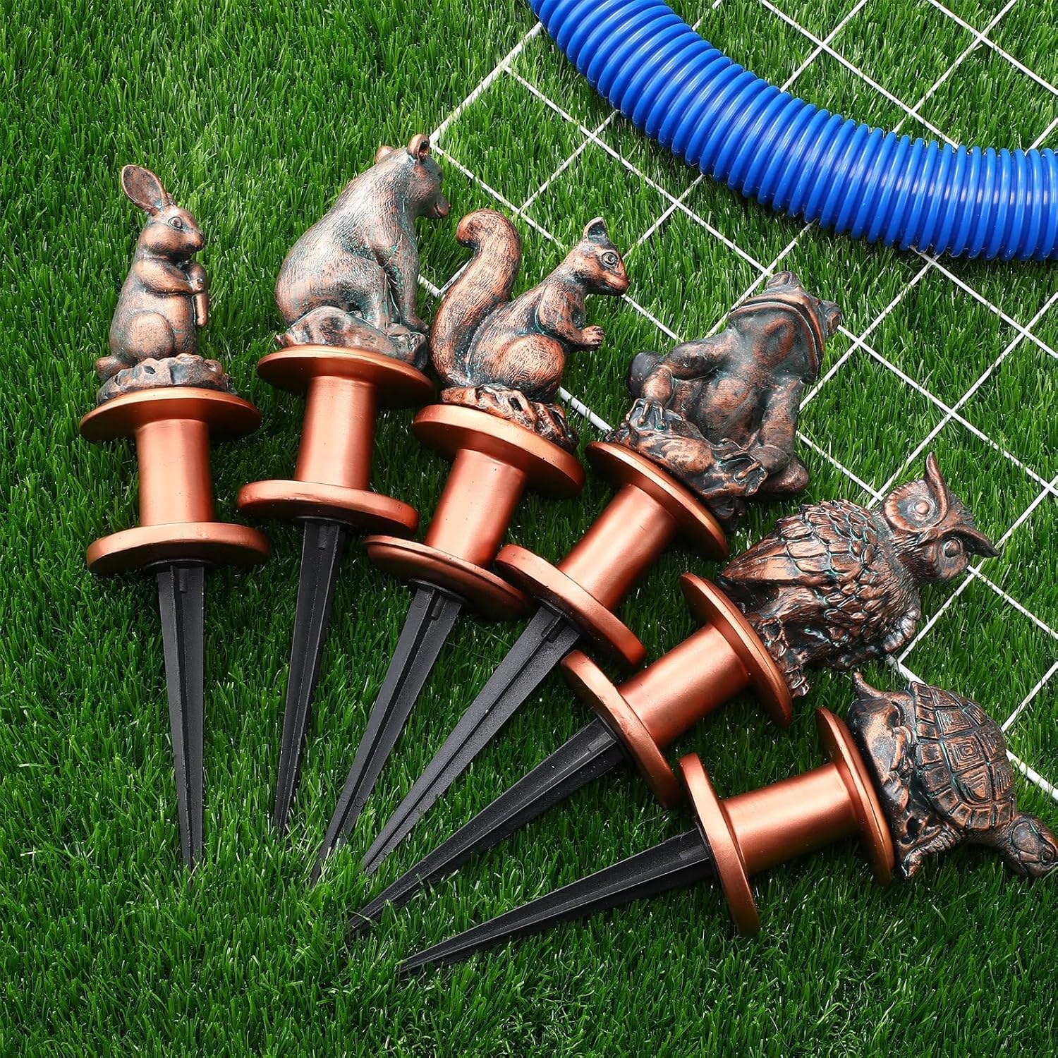 Zonon 6 Pcs Garden Hose Guide Stake Decorative 11.8 Inch Tall Antique Water Hose Roller Guard Guide Stake Spike Resin Plant Saver Tools for Lawn Yard Garden(Antique Copper,Woodland Animal)