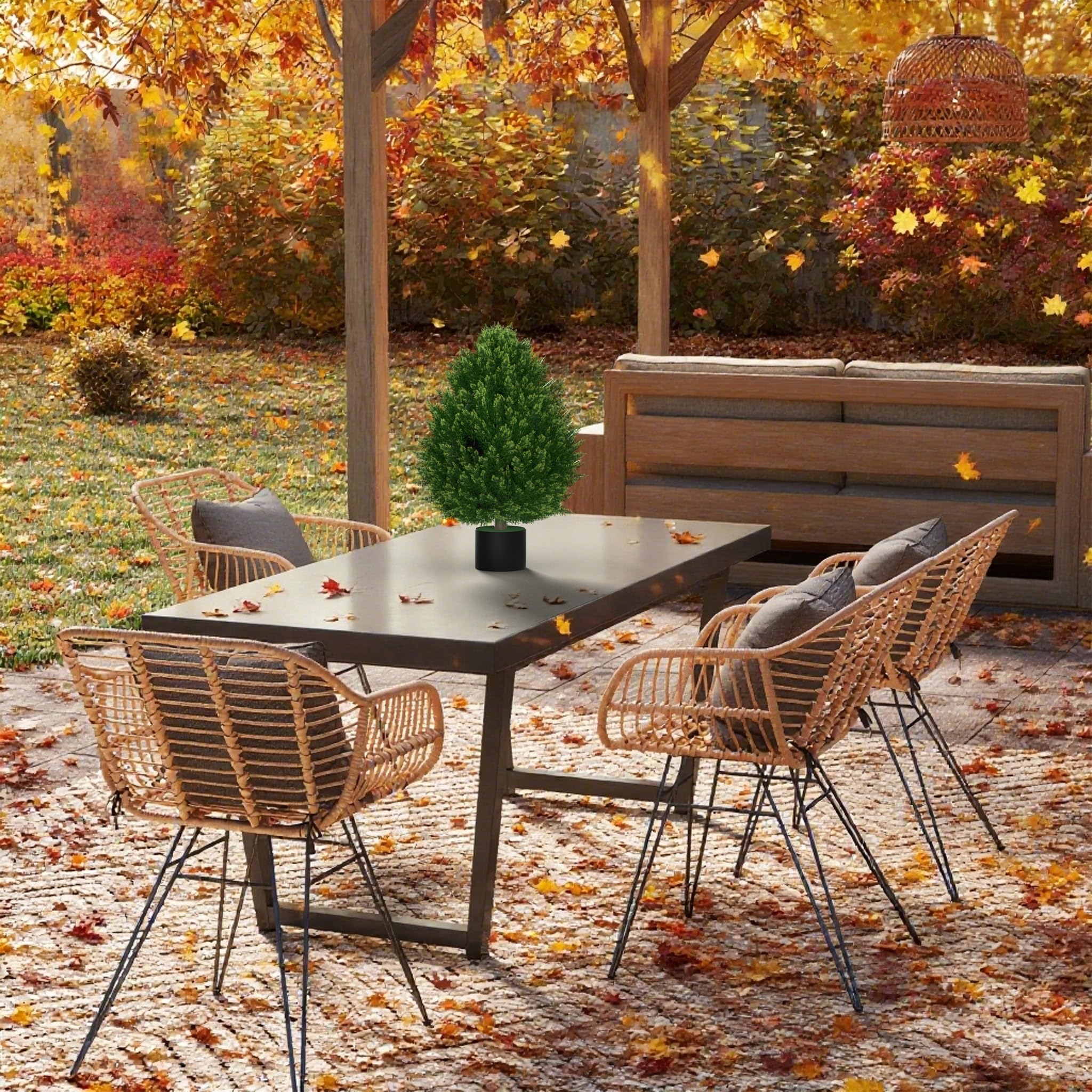 UISEBRT 2 plantas artificiales de 60 cm, con protección UV en maceta, planta decorativa con aspecto natural para casa, balcón, terraza, interior y exterior, pequeño ciprés