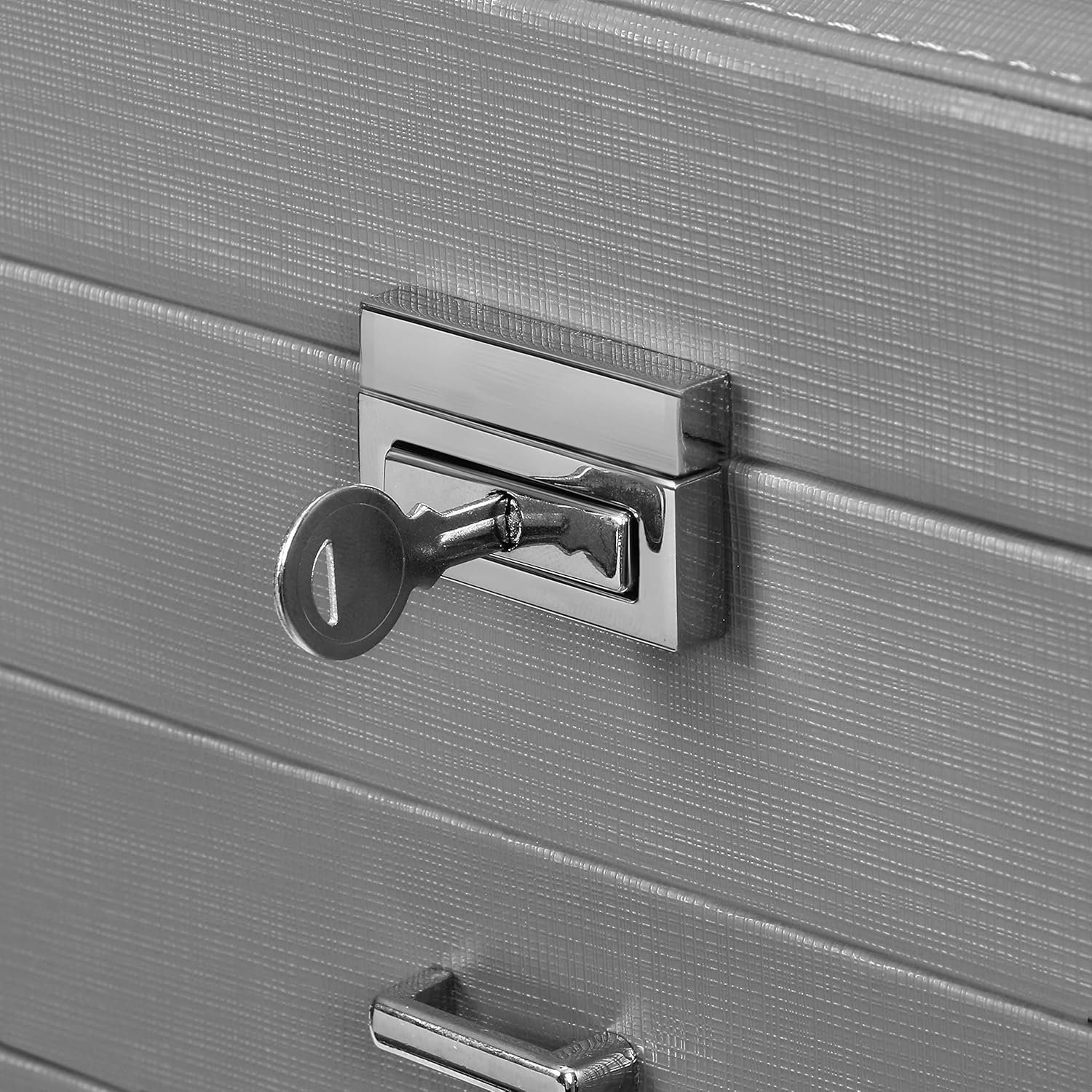 BEWISHOME Jewelry Organizer Box with 3 Drawers, Jewelry Box for Women Girls Necklace, Rings, Earrings Display Case with Lock Mirror for Dresser Grey SSH59H : Clothing, Shoes & Jewelry