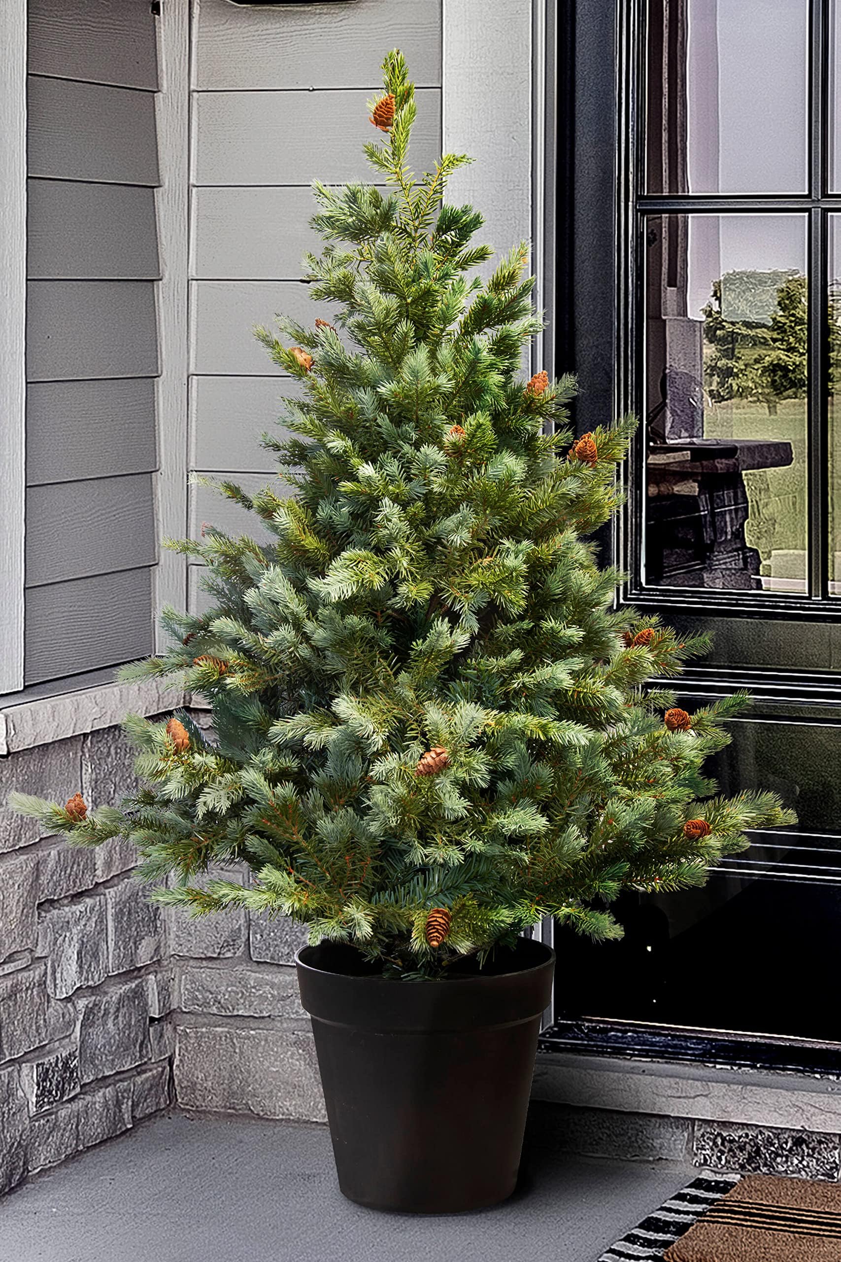 Christmas Tree World Green | 4Ft Artificial Unlit Cairngorm Pine | Natural And Realistic Look, Bushy And Luxury Quality Moulded Plastic Tips | Easy To Assemble And Take Down | 90Cm Diameter