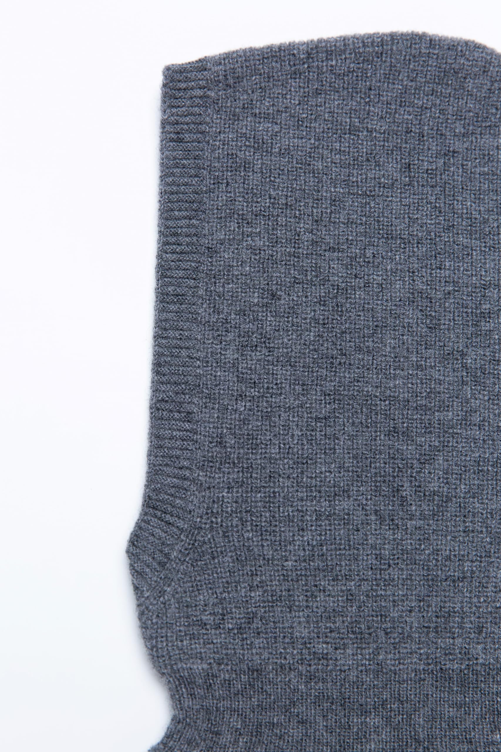 Gorro de una Sola Capa Tejido en Lana Merina y Cachemira (-5+10°C) para niños pequeños I Pasamontañas súper Suave I Gorro de Primavera, otoño para niños en Beige, Rosa, Gris, Fucsia y Negro