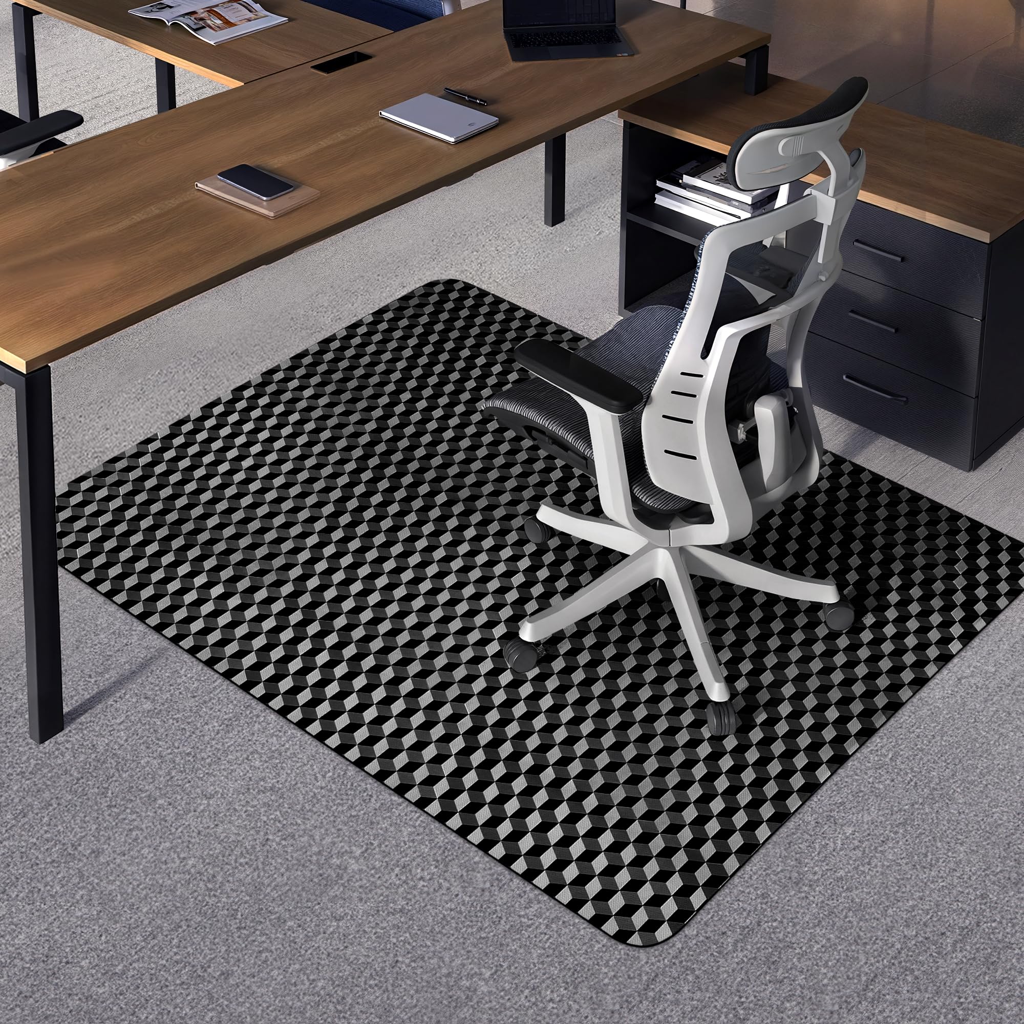 BesWin Office Chair Mat for Carpet, 90x120cm Non-slip Computer Desk Chair Mat for Low Pile Carpets, 2.2mm Thick Plastic Carpet Protector for Rolling Chairs, Easy Glide, Easy to Clean