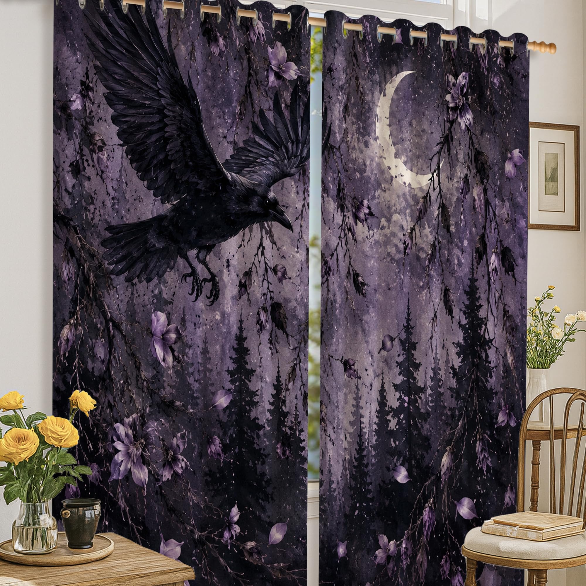 Rideaux occultants mystiques gothiques contre la lumière de chambre