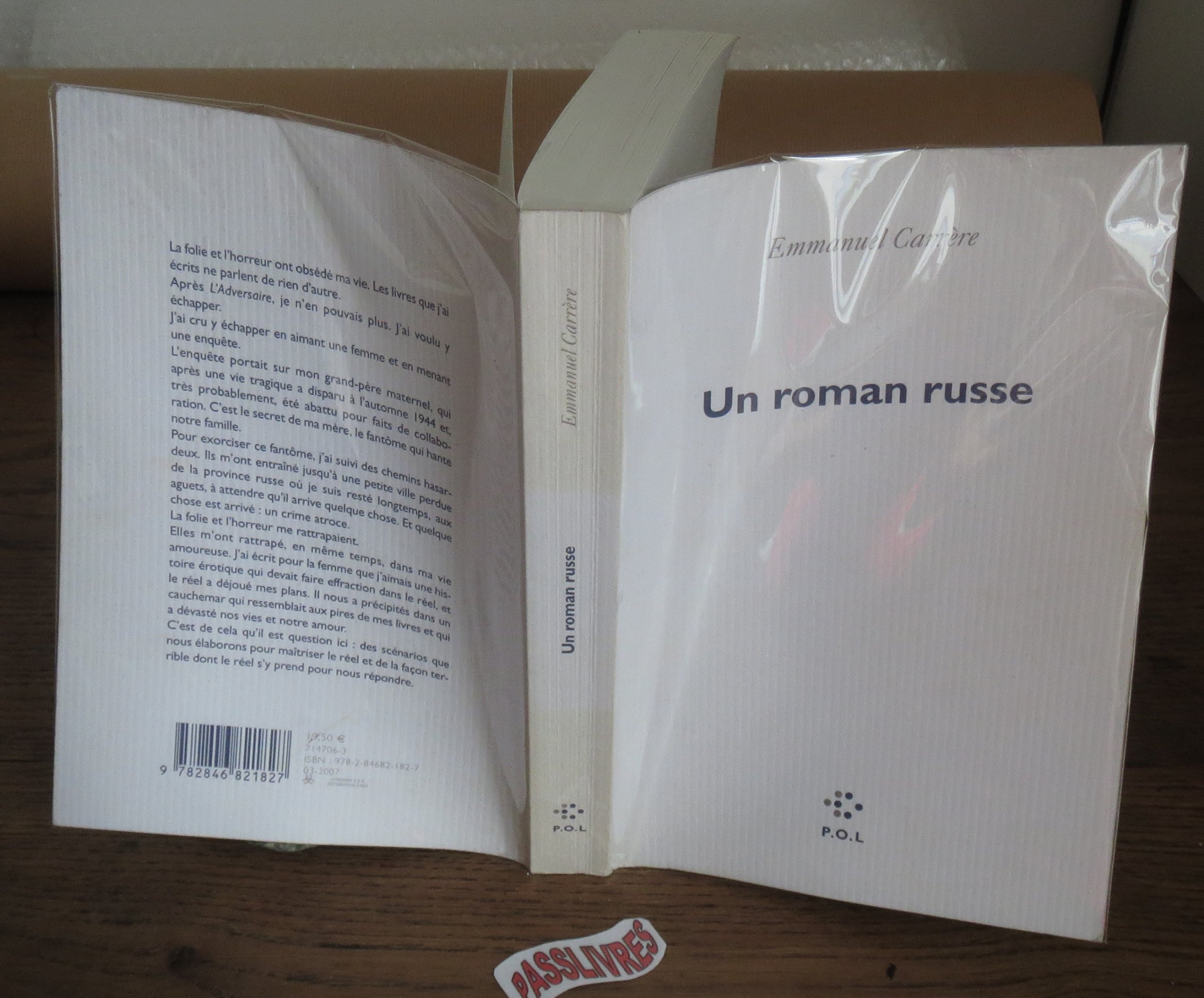 Un roman russe Carrère, Emmanuel