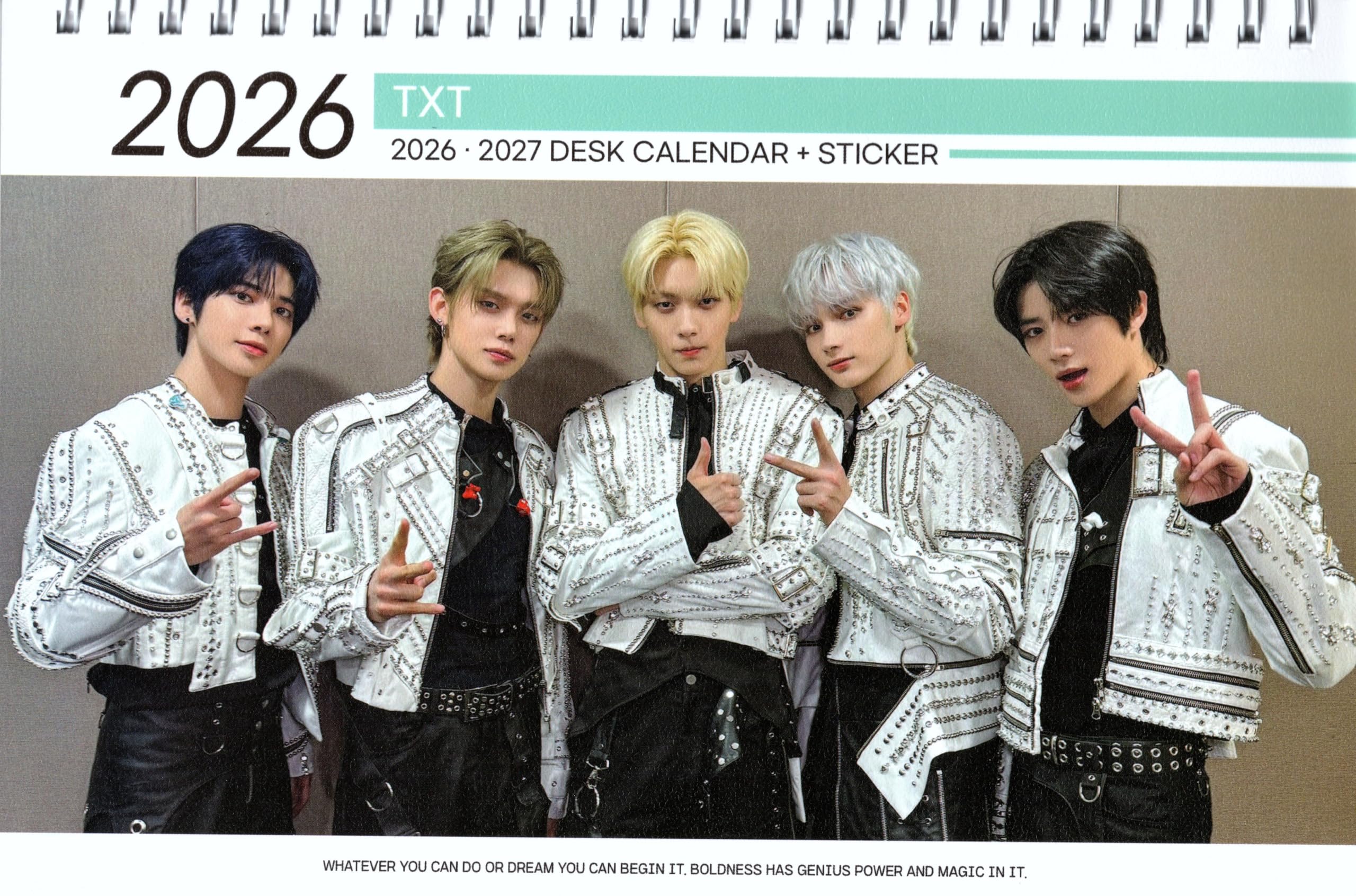 Amazon.co.jp: TXT グッズ 卓上 カレンダー (写真集 カレンダー) 2026