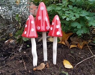 HH Home Hut Tinkling Toadstools Outdoor Garden Mushrooms Magical Decorative Ceramic Fairy Garden Ornaments Large, Red, White