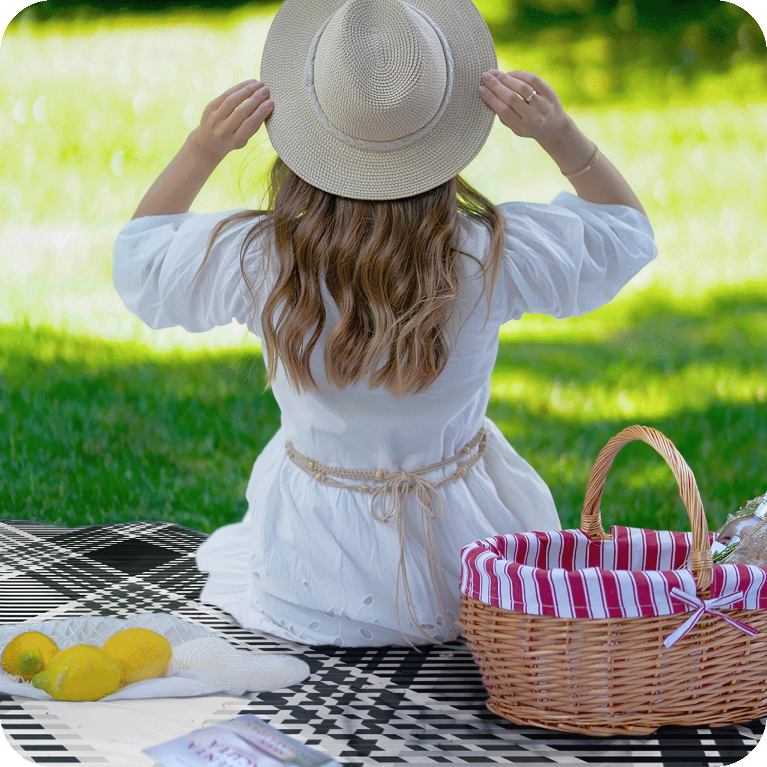 KRUMAD Coperta da picnic, impermeabile, XXL, 200 x 200 cm, per esterni, imbottita, senza sabbia, da campeggio, per spiaggia, giardino e parco, pieghevole con maniglia, leggera e comoda (grigio-nero)
