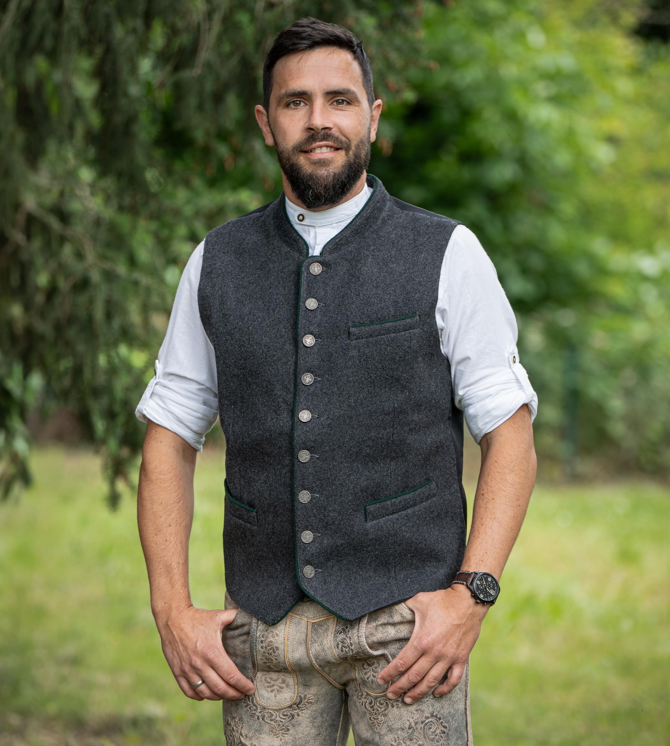 Gilet da uomo in lana – Gilet Lod, grigio per Oktoberfest | Gilet in lana per pantaloni in pelle – Trachten-Gilet Benedetto