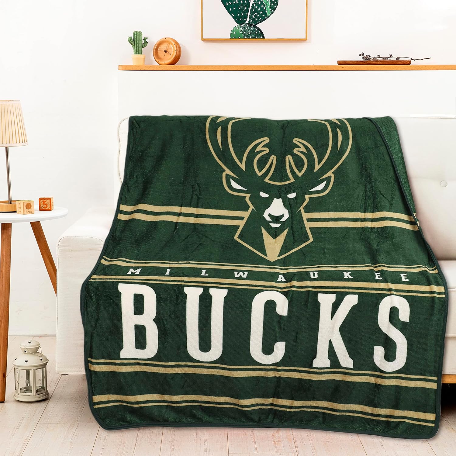 Northwest NBA Dual Vision 45 X 60 Silk Touch Throw Blanket, 200 GSM, Milwaukee Bucks
