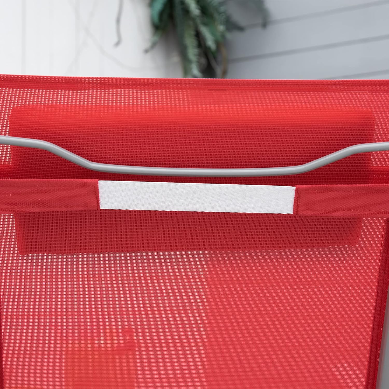 Close-up image of the backrest adjustment mechanism on the Outsunny lounge chair.