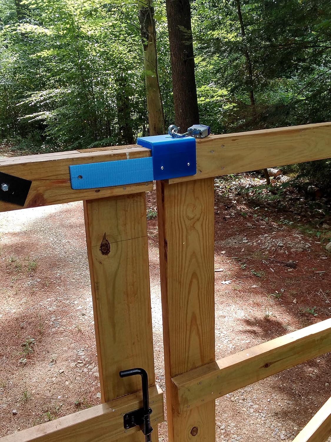 Throw Over Gate Latch, 4" (Perfect Gift)