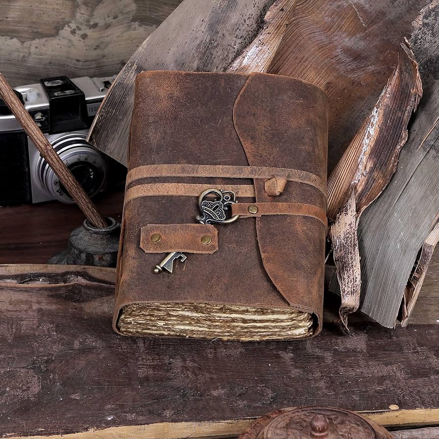 Amazon.com : cuero Vintage Leather Journal - Antique