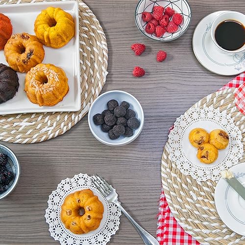 Miniatura 3 de TORTUGA Gourmet Rum Cake Bites con nueces  El regalo gourmet de primera calidad perfecto para guardar calcetines cestas de regalo y regalos de