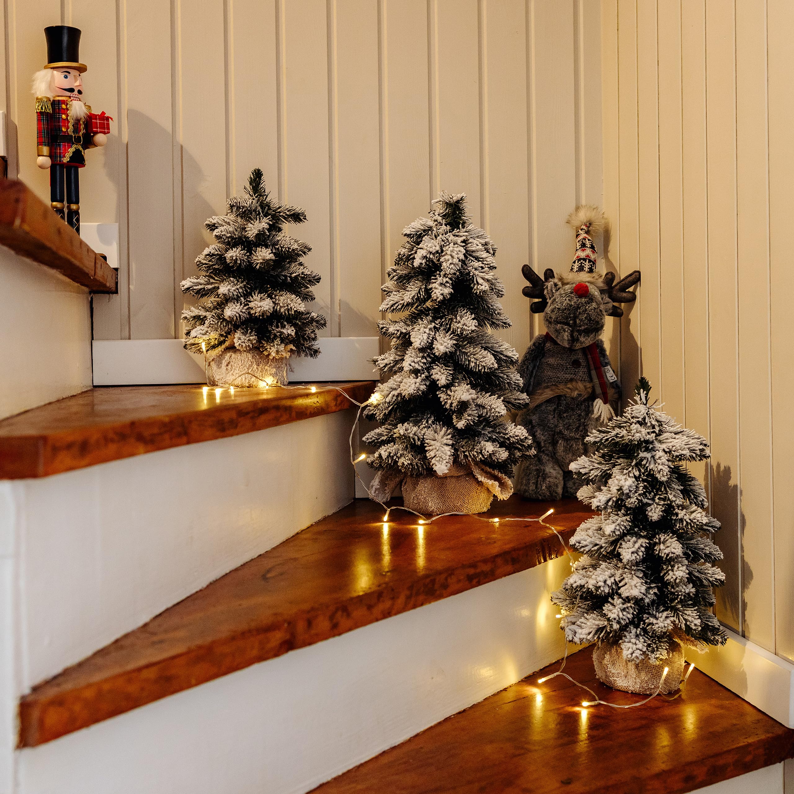 Creative Home Albero di Natale Artificiale Innevato con Effetto Neve | 40cm | Cono Piccolo Albero di Natale Salvaspazio | Alberi di Natale Piccoli per Tavolo, Ufficio | Regalo di Decorazione Fai-da-Te