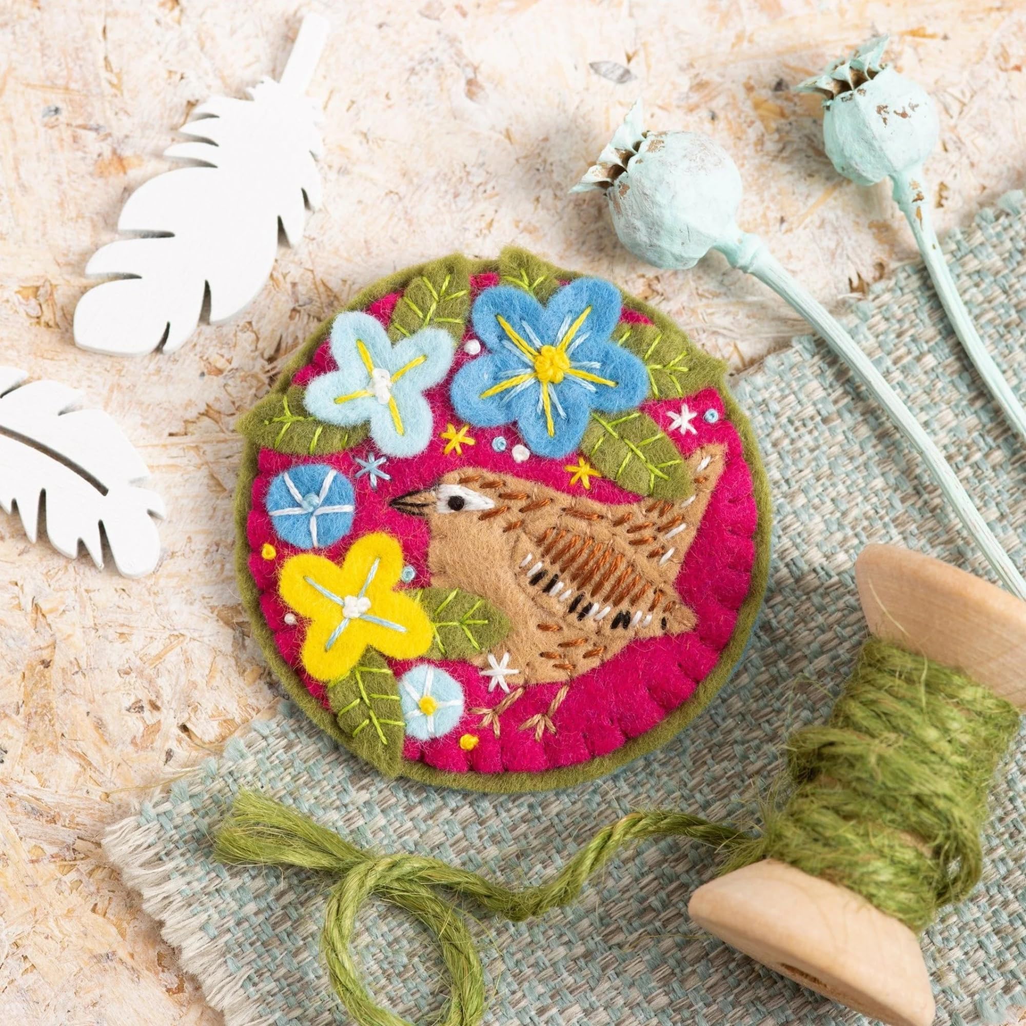 Hawthorn Handmade Wren Felt Craft Brooch Kit. Craft Kits for Adults Includes Wool Felt Sheets, DMC Cotton Thread - Image 3