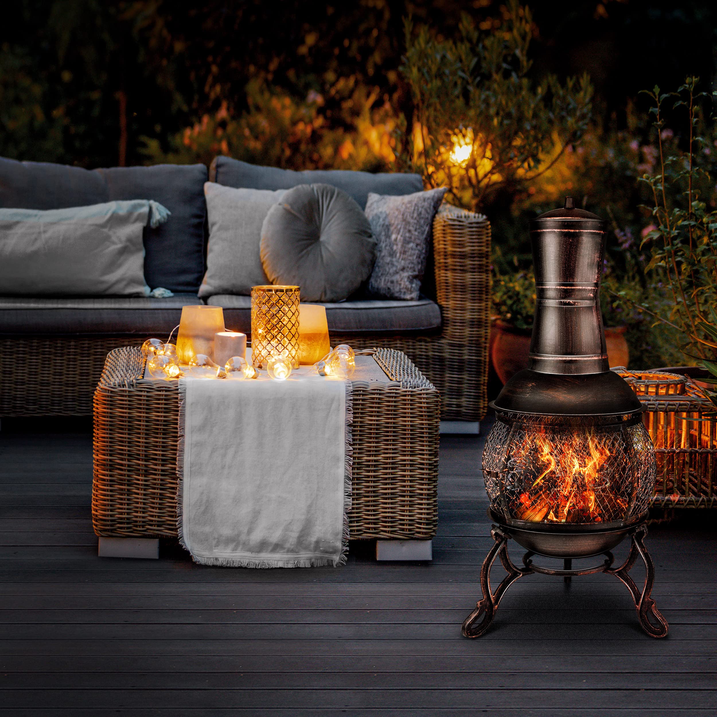 tillvex Terrassenofen mit Funkenschutz und XXL Zubehör | Gartenkamin mit Grillfunktion | Feuerstelle Antik Gartenofen mit Abdeckung BBQ Grillrost Schürhaken Grillzange Bürste (Bronze, 90)