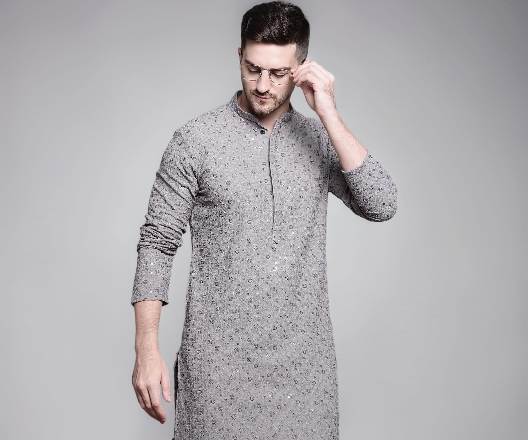 Jompers Men's Pure Cotton Regular Fit Casual Sequin Embroidered Kurtas