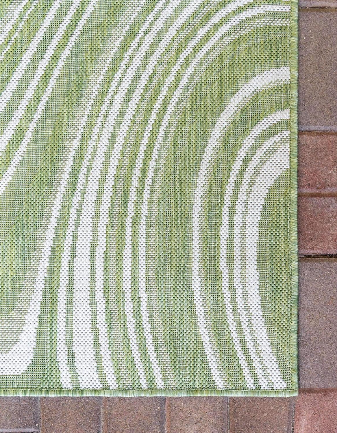 Unique Loom Outdoor Modern Collection Area Rug - Pool (6' 1" x 9' Rectangle, Green/ Ivory)