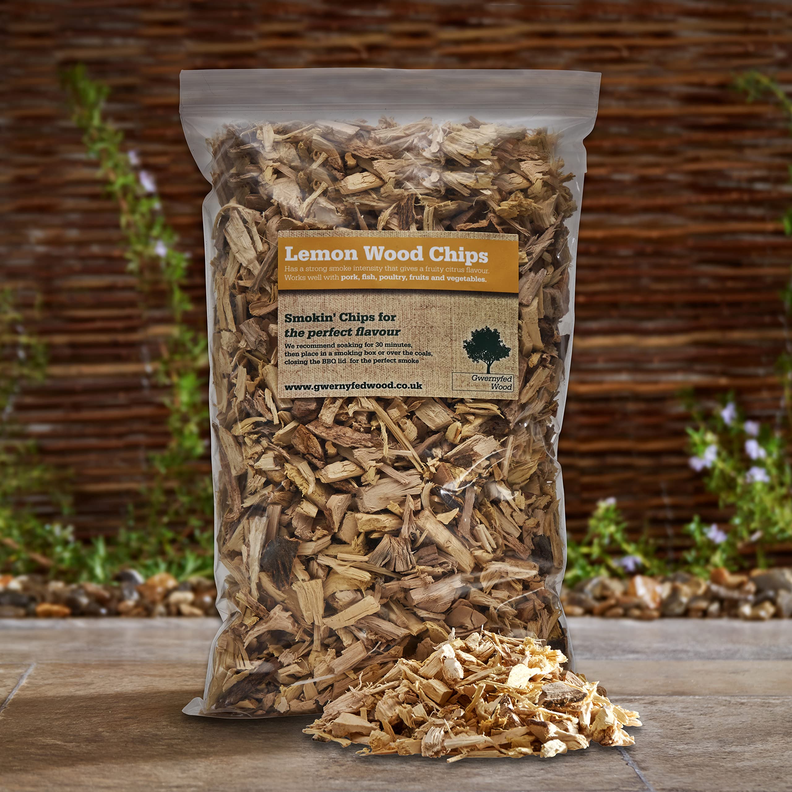 Gwernyfed Wood Green Lemon Bbq Smoking/Smoker Wood Chips 3 Litre - (24 Great Flavours Available 100% Natural With Nothing Added) (Lemon)