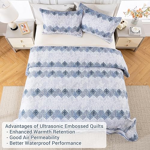 Miniatura 3 de Mooreeke Colchas ultrasónicas en relieve tamaño Queen, colchas ligeras con patrón geométrico de rayas grises y azules con fundas, colcha de