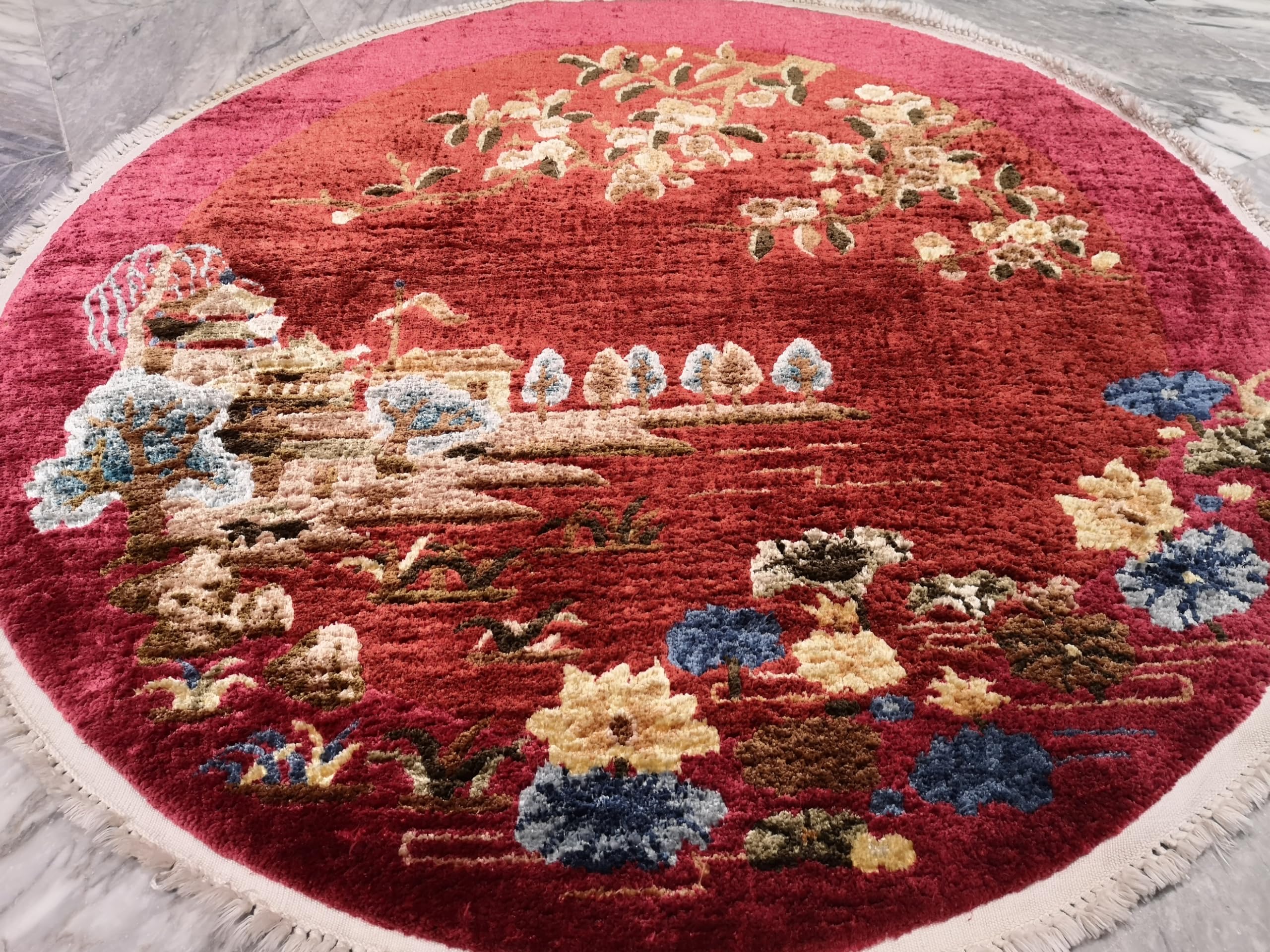 Tapis rond Tientsin en soie de Chine rouge rubis fait main 95x95 cm