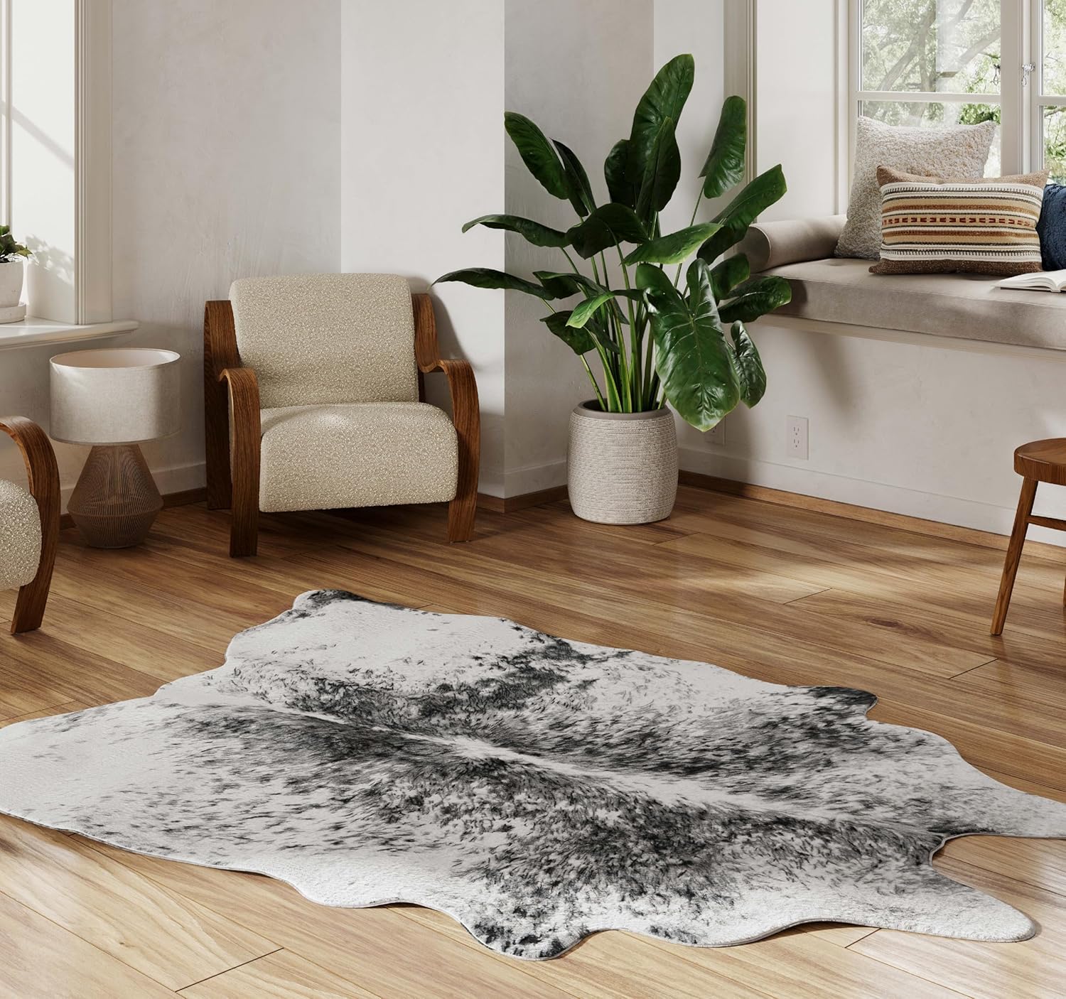 NativeSkins Faux Cowhide Rug (4.6ft x 6.6ft) Chalk & Board Gray (Large) Cow
