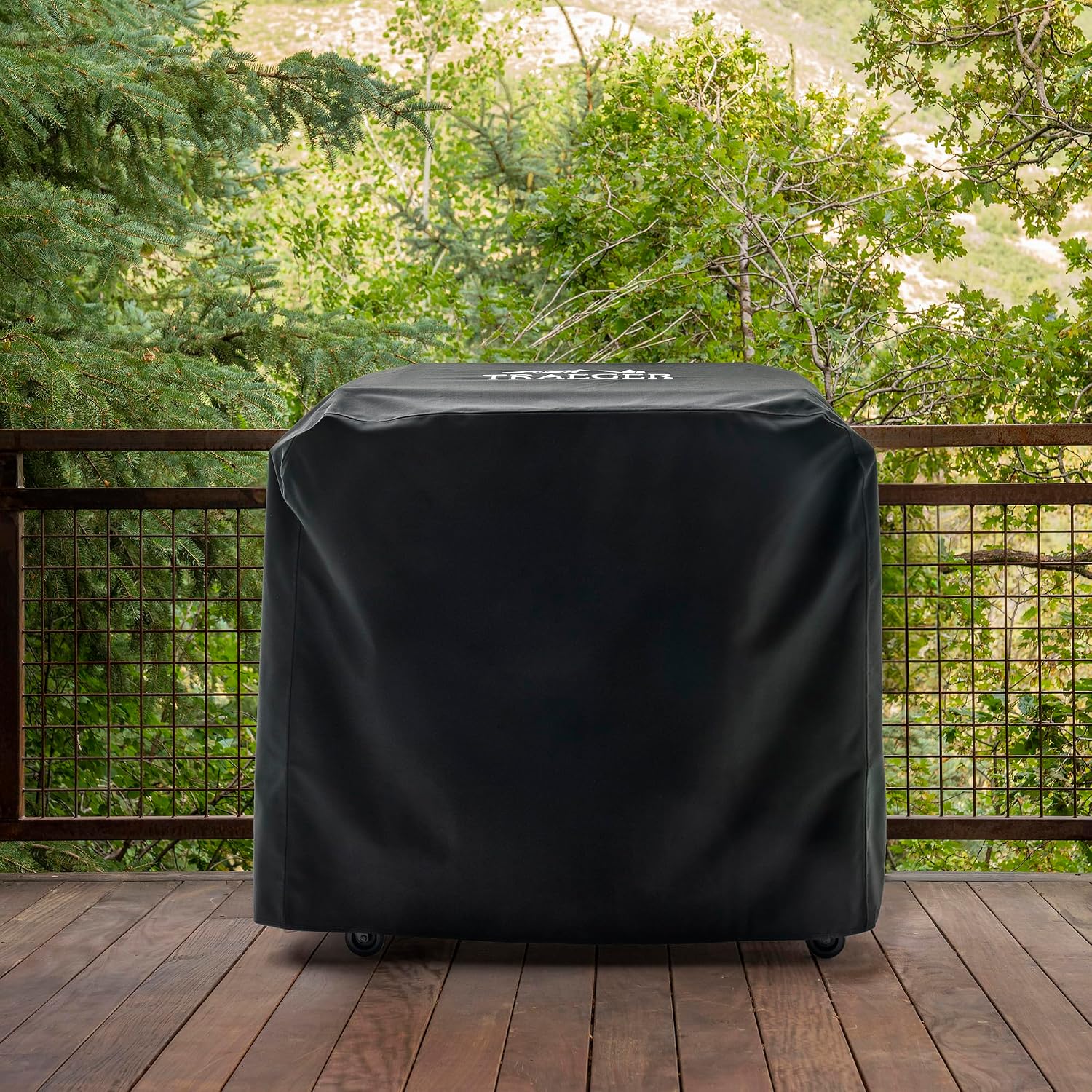 Traeger Grills Flatrock Weatherproof Flat Top Griddle Grill Cover
