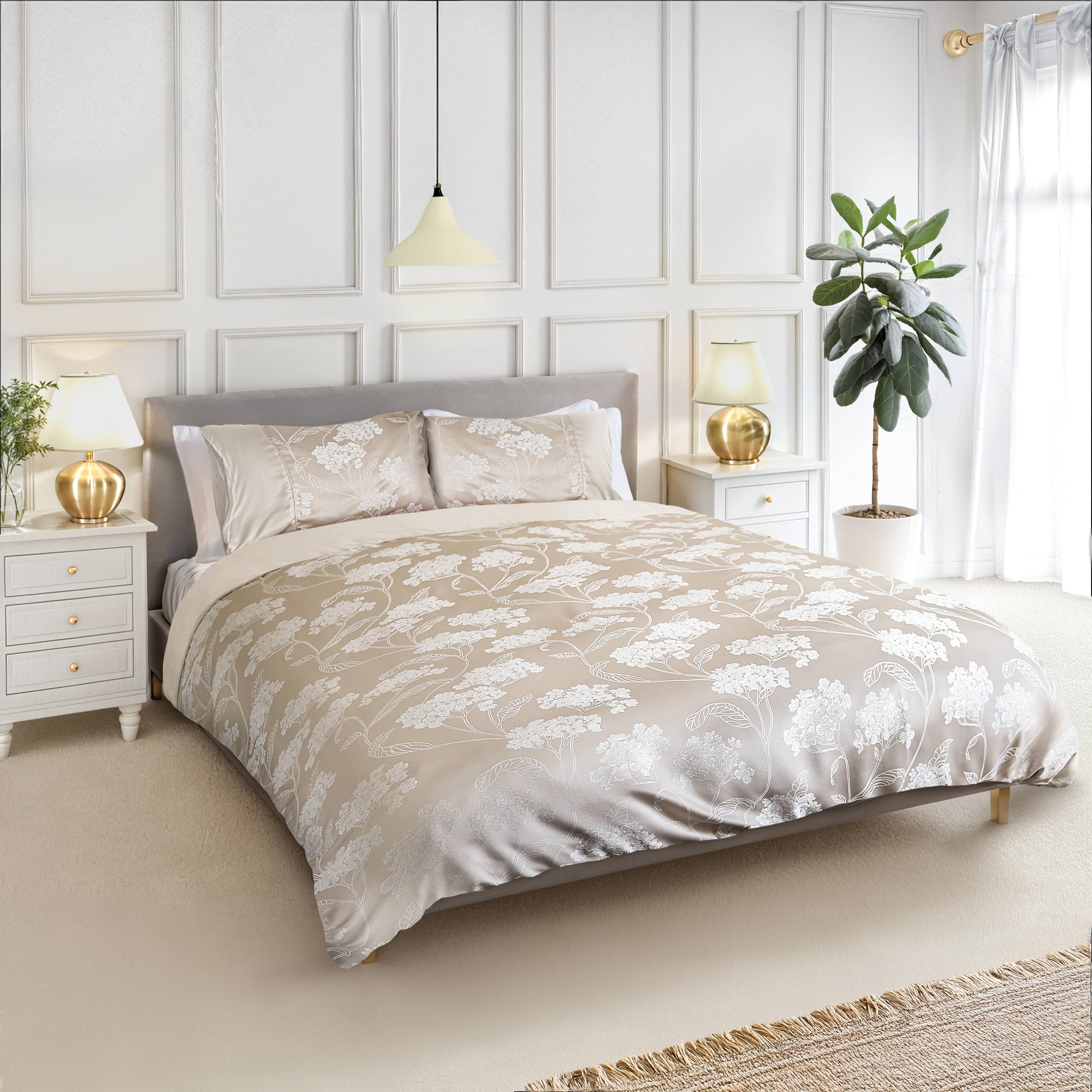 Julian Charles Cream Blossom Embellished Jacquard Duvet Set - King