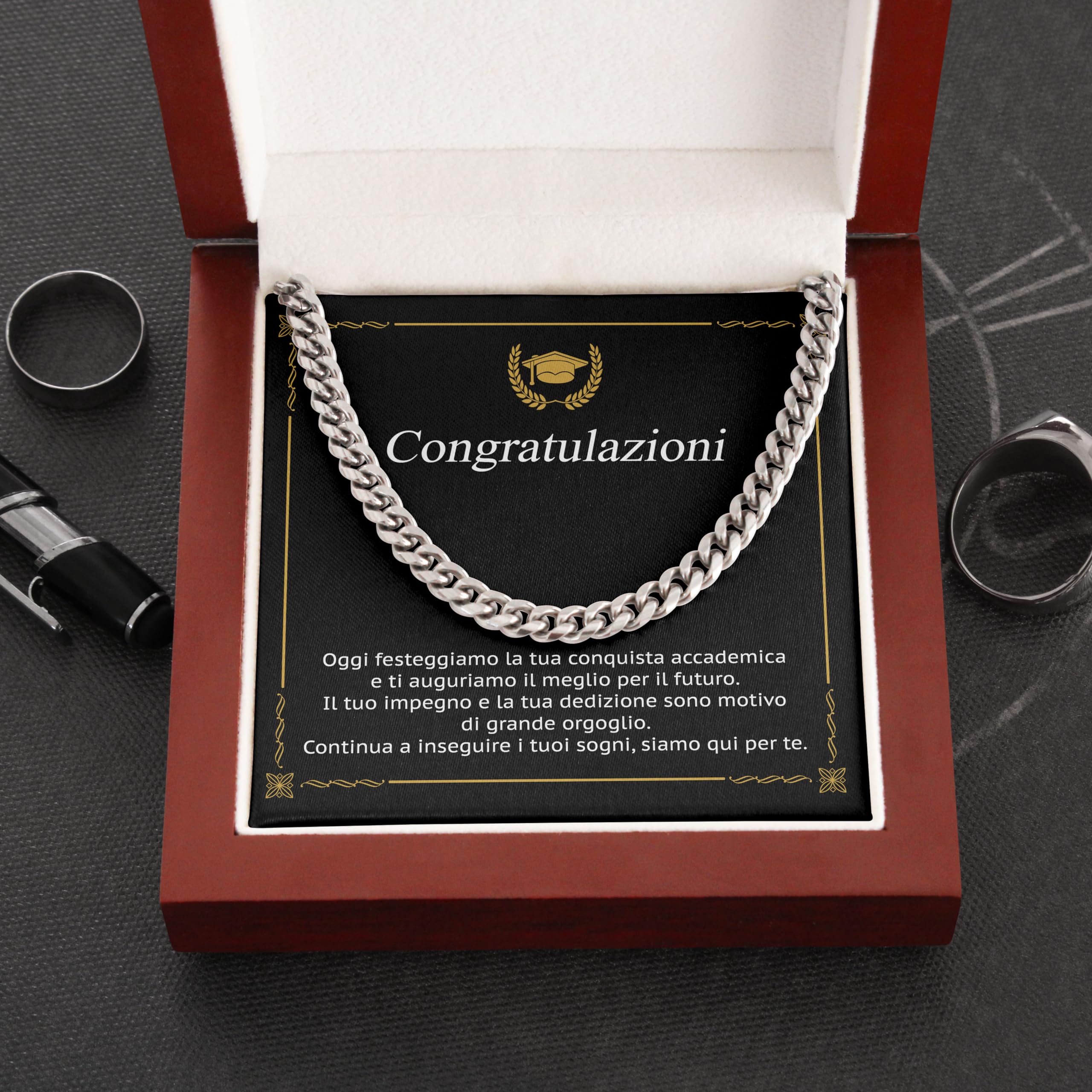 Collana Laurea con dedica, Colore argento Argento, per Uomo o Donna, Ciondolo a Forma di Cuore, o collana in acciaio inox, Regalo Perfetto per Laurea, diploma, con Cofanetto LED e Messaggio