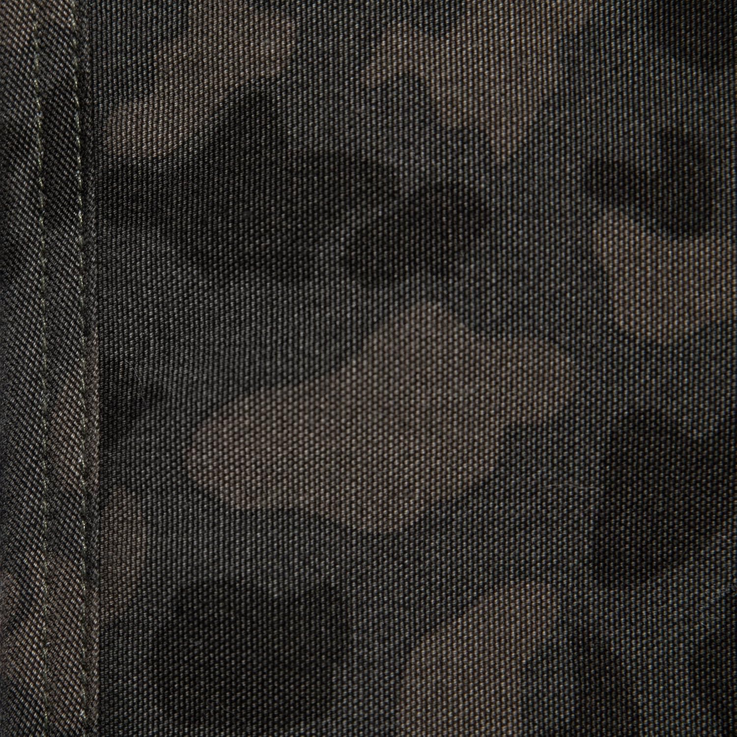 review Carhartt Firm Duck Sherpa-Lined Throw Blanket, Reversible Pet Blanket With Water Repellent Coating, Tarmac Duck Camo