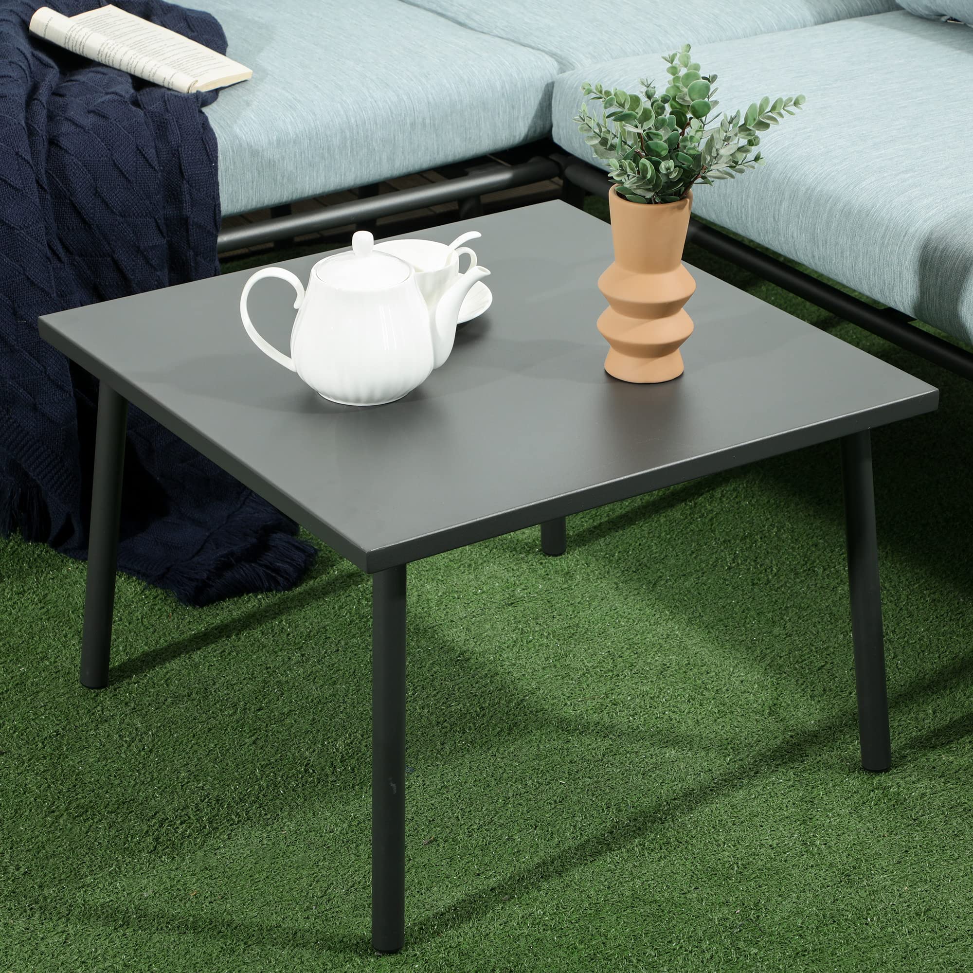 Outsunny Set da Giardino 4 Pezzi in Rattan e Alluminio, Set da Esterno con Tavolino da Caffè, 2 Divani ad Angolo e Poltroncina, Nero Grigio e Blu | Set da Esterno, Tavolino da Caffè, 2 Divani ad Angolo, Poltroncina