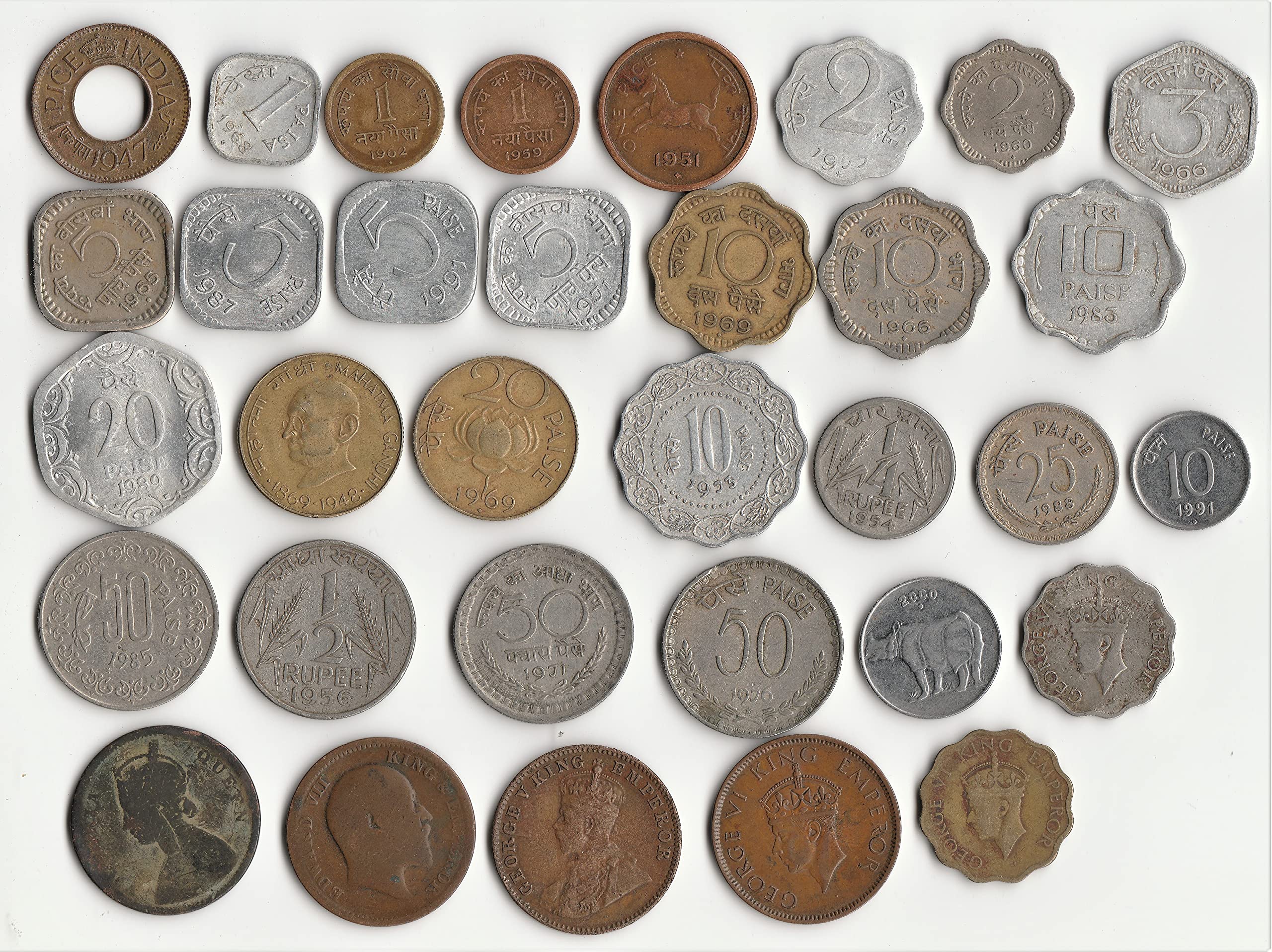 Sansuka® 33 Different गणतंत्र भारत संग्रहणीय सिक्के दुर्लभ पुराने विंटेज सेट करें | ভারত সংগ্রহে মুদ্রা বিরল পুরানো মদ সেট করুন for Gift (33differentitems)