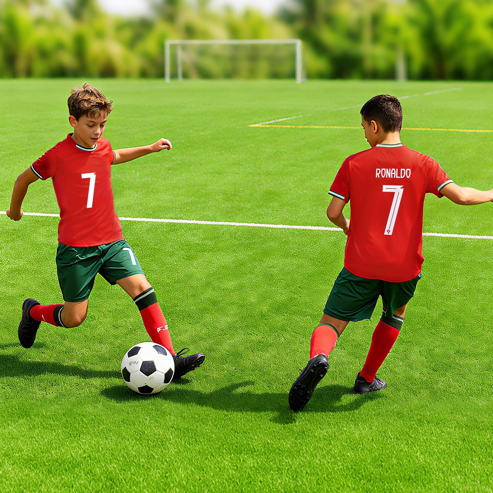 Maillot de football pour enfants - N° 7 - Ensemble maillot de football avec t-shirt, short, chaussettes et genouillères, maillot pour garçons et filles