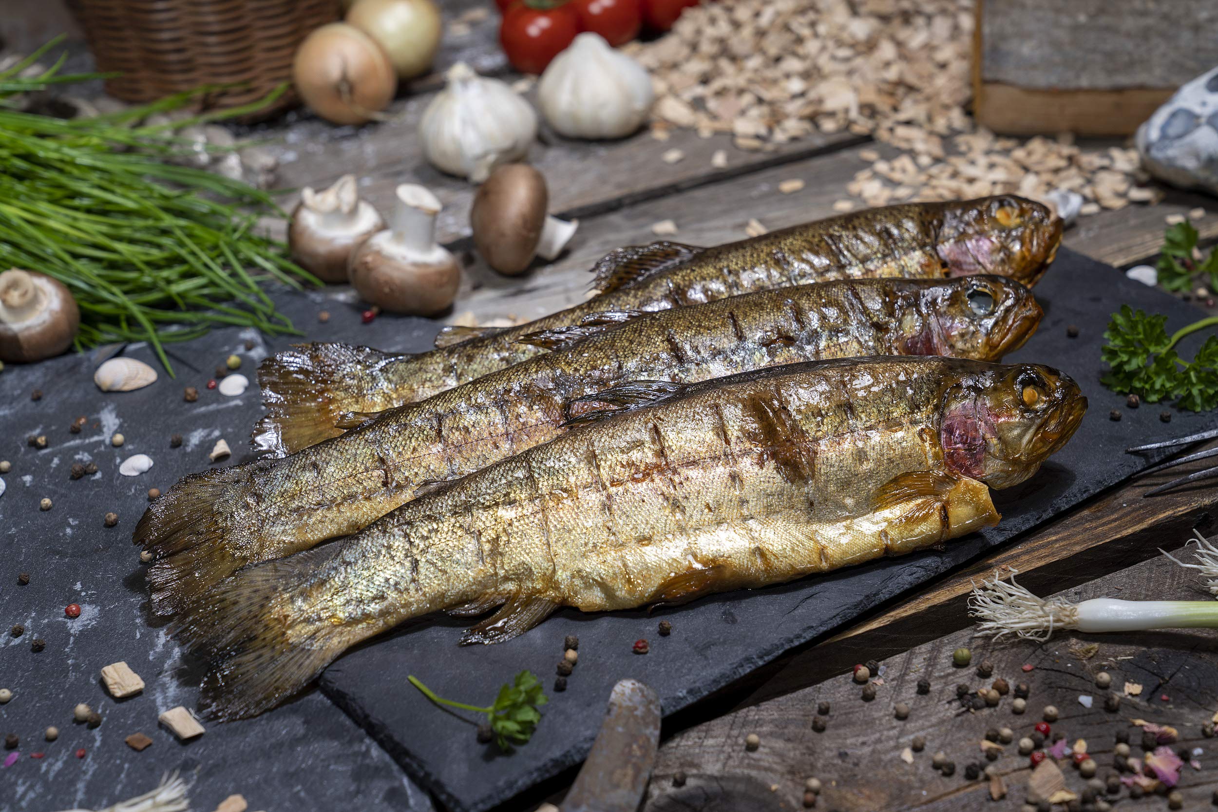 Klaassen Lachsforelle, über Buchenrauch geräuchert, ganze Lachsforelle, 1000g (3 Stück)