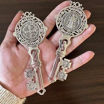 2Pcs/Set Enamel Double Side Saint Benedict 4.9inchX2.9inch Key Blessing For Protection - Medalla de san benito Home and Door hanger - Wall Hanger Catholic Easter Day Gifts - Llave de San Benito Gift (Silver)