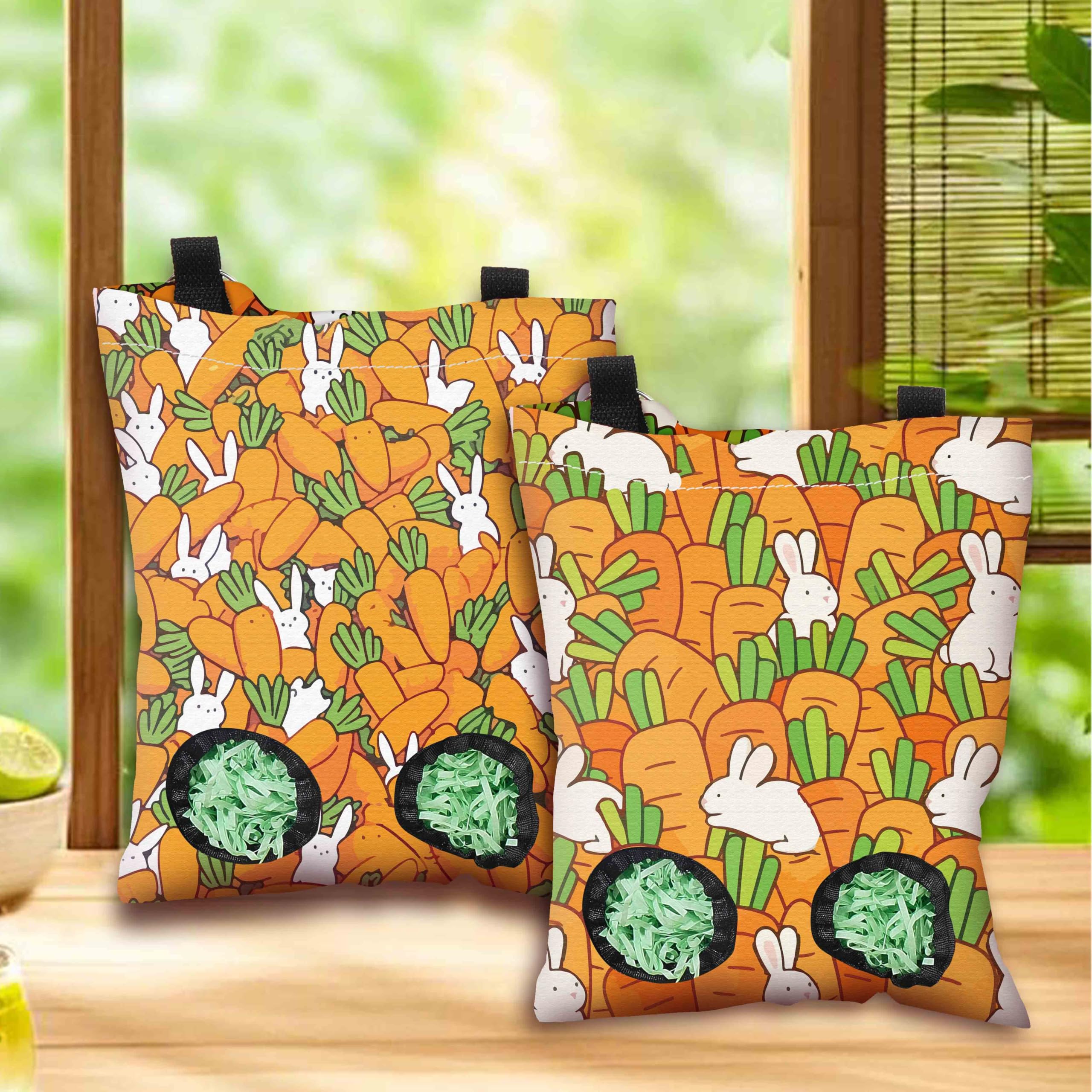2 Pièces 2 Styles Sac De Foin pour Lapin Petit Sac Suspendu pour Animaux avec 2 Trous Motif Carotte Orange Tissu Lavable Rectangle pour Nourriture Stockage pour Cochons Dinde 12 x 9 Pouces