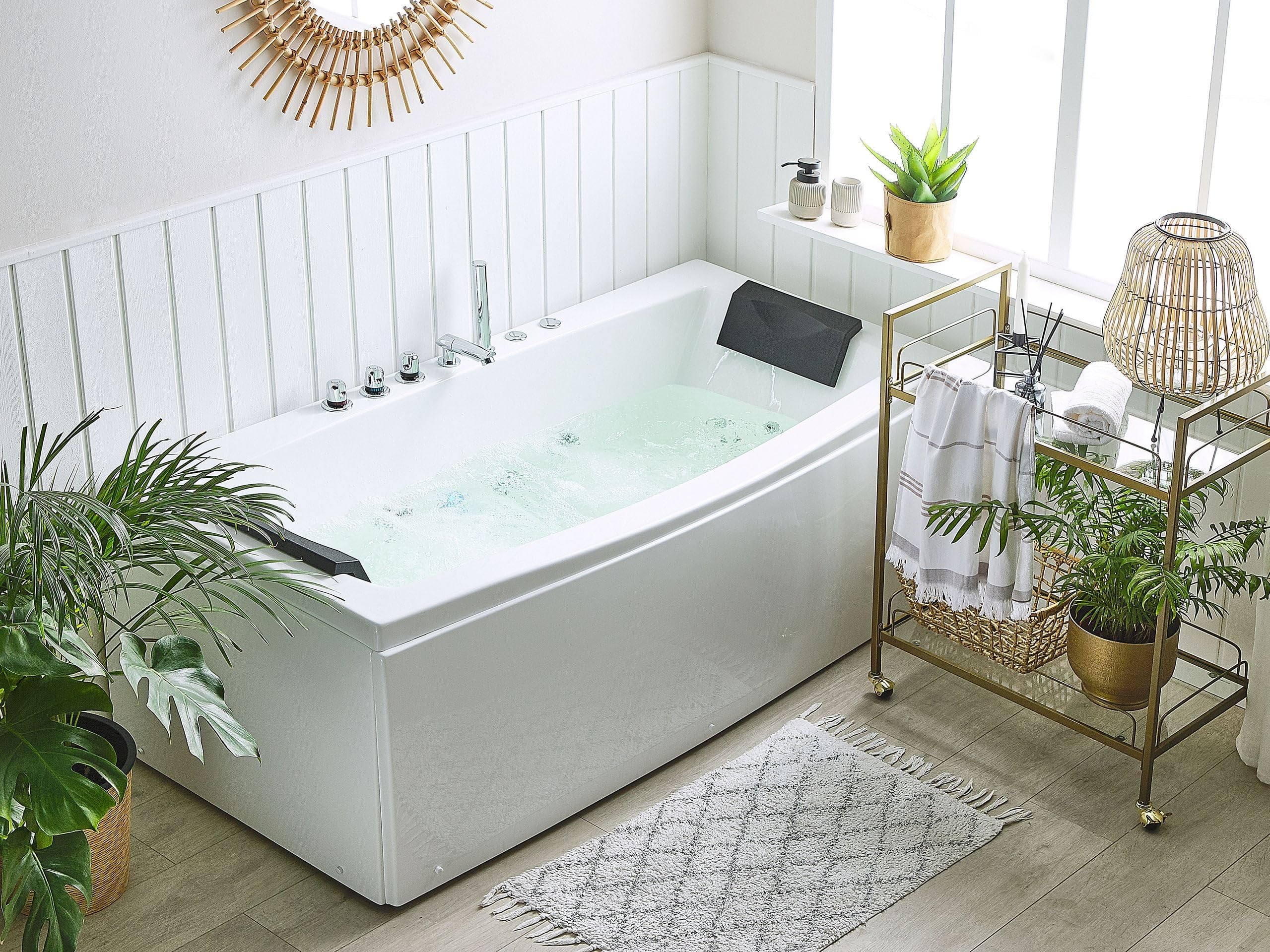 Baignoire Balnéo en Acrylique Blanc avec Fonction Hydromassage 2 Appui-Têtes et Éclairage LED intégré pour SPA à Domicile Beliani