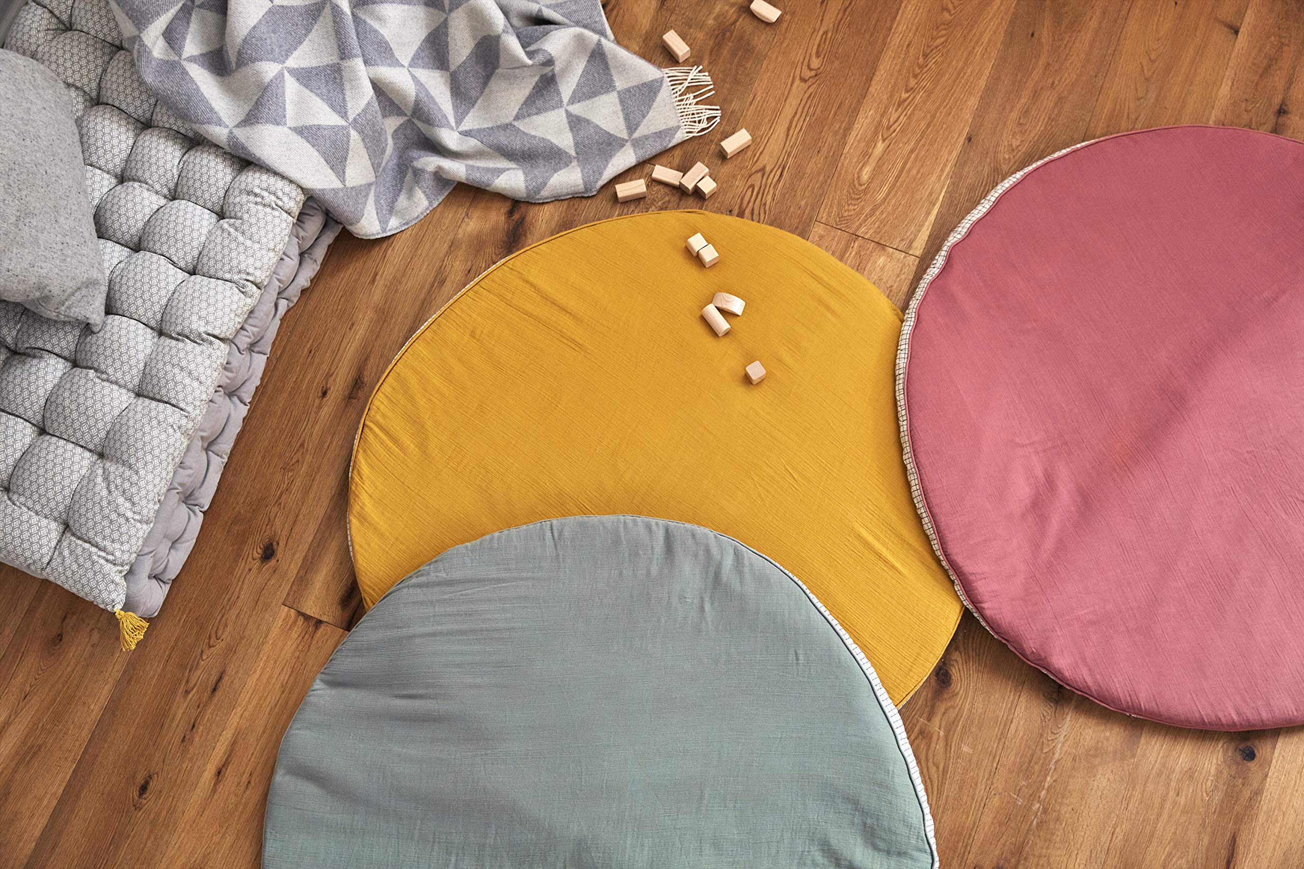 Lässig 1542009837 Grand Coussin Rond de Mousseline, Jaune