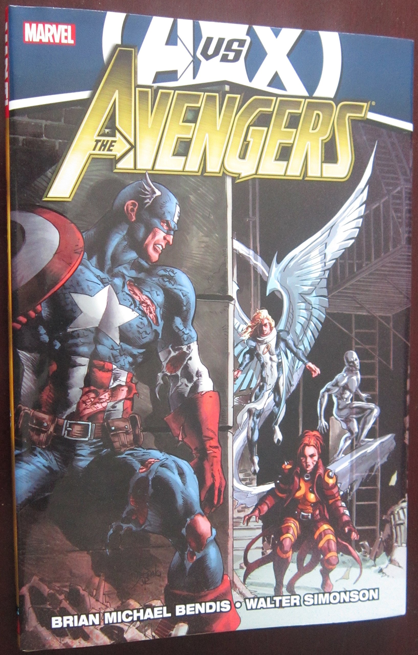 Avengers By Brian Michael Bendis - Volume 4 (avx)