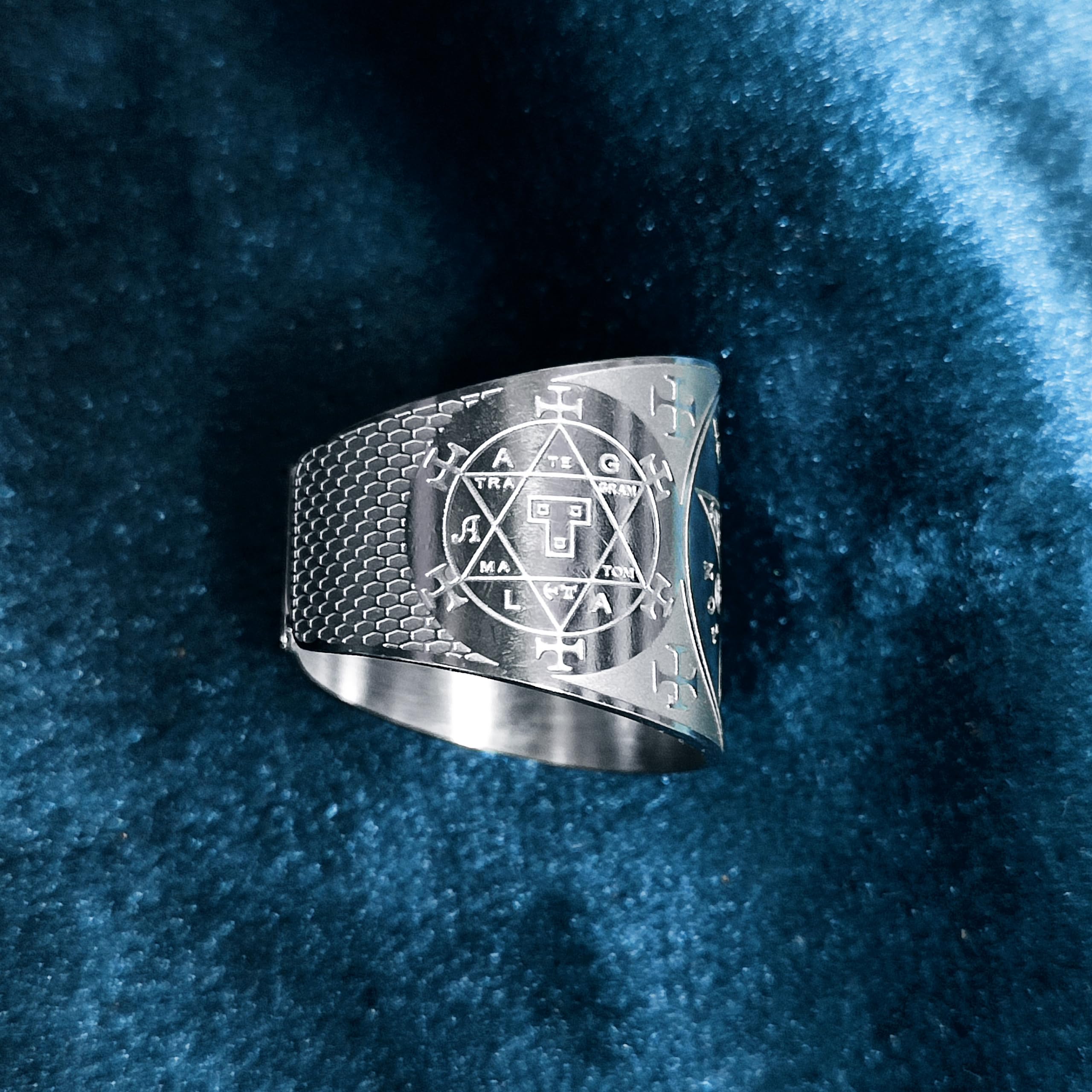 SIMBOLIKS Tetragrammaton anillo Ajustable Tetragramaton Pentáculo Pentagrama Amuleto de buena suerte anillo ajustable para hombre eficaz para combatir el mal del ojo, las envidias, entidades negativas