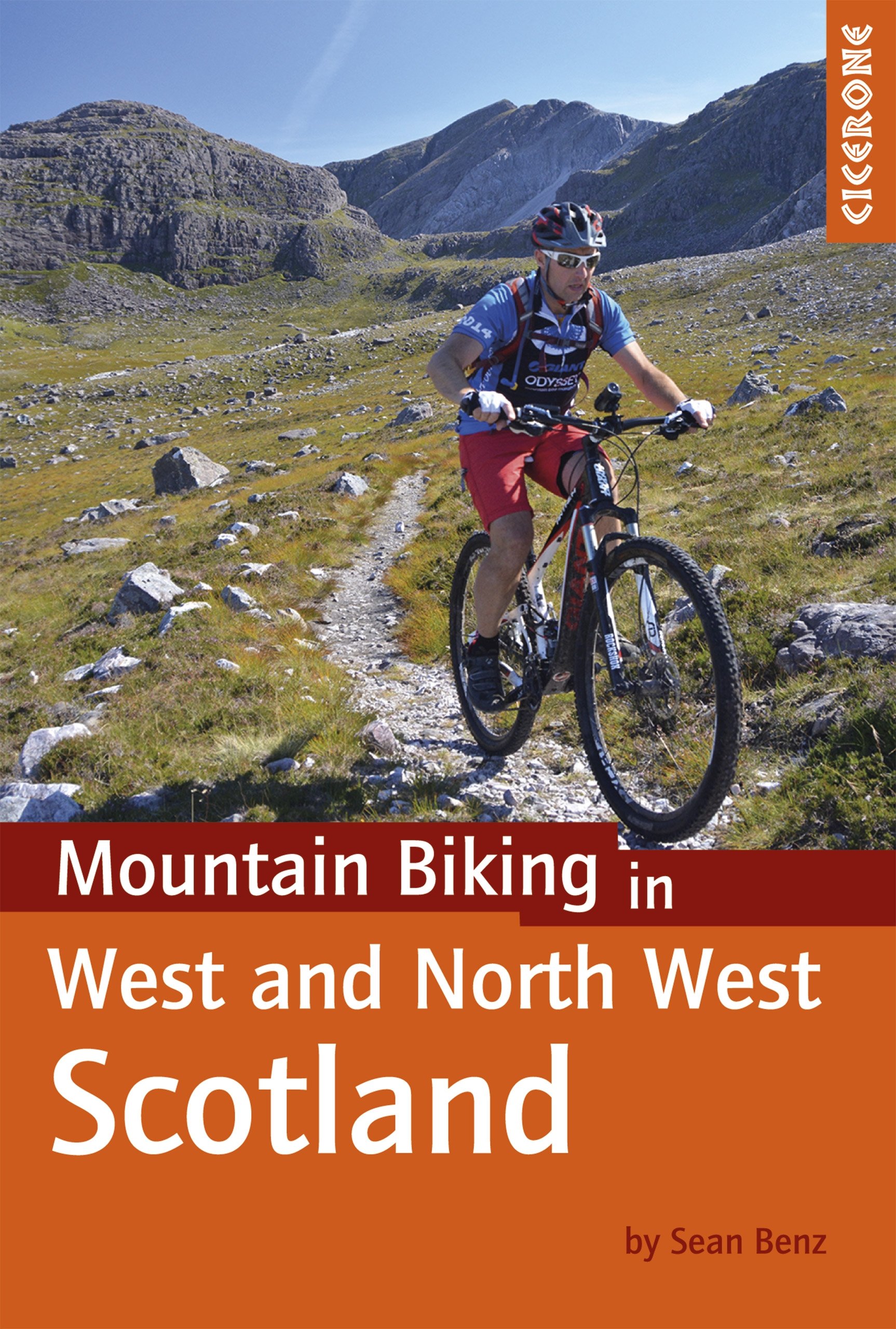 Mountain Biking in West and North West Scotland (Cicerone Cycling Guides)