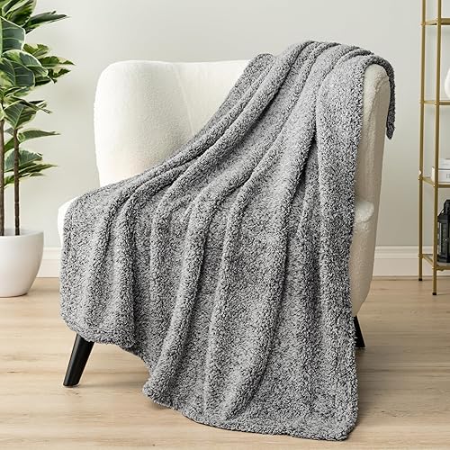 Miniatura 5 de PAVILIA - Cobija de cama Sherpa tamaño King, gris Heather, cobija suave, mullida y acogedora para cama, microfibra ligera y esponjosa, cobija difusa