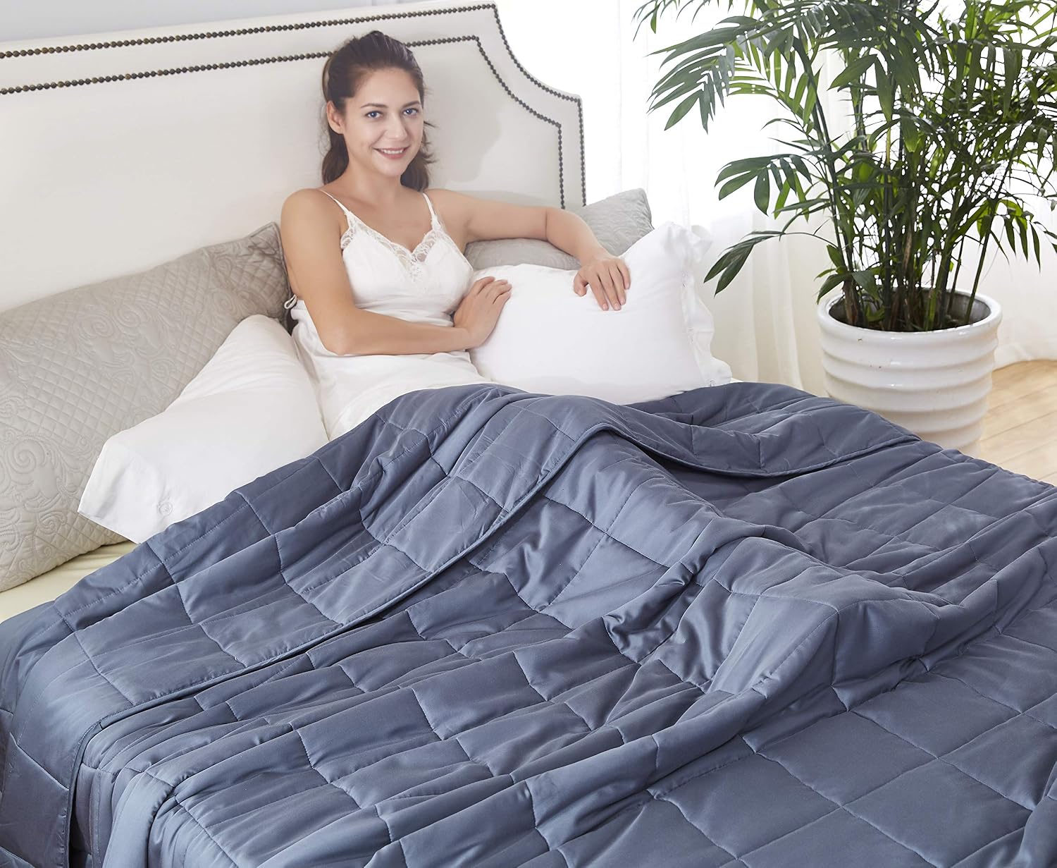 King Size Weighted Blanket 15lbs 88X104 - Ultra Soft 400 Thread Count - Washable - True King Size Comforter