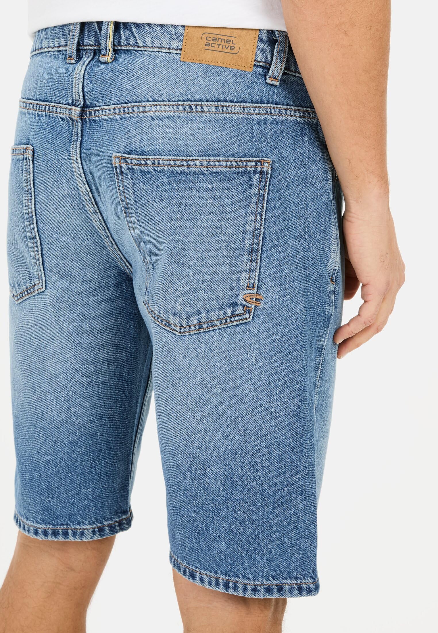camel active Herren 5-Pocket Denim Shorts aus Baumwolle