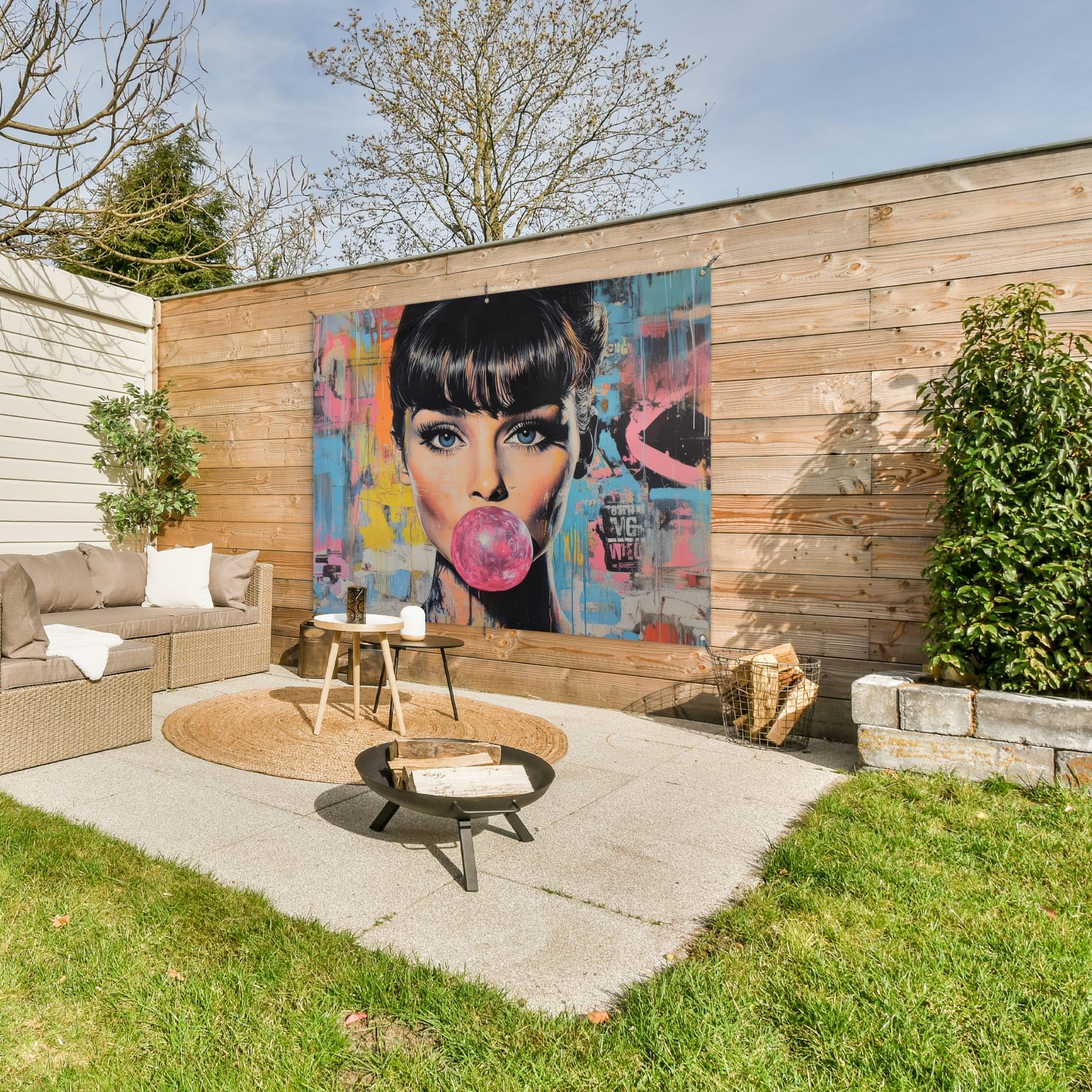 MuchoWow© Gartenposter Outdoor Bilder Gartendeko für draußen Wetterfest | 160x120 cm - Garten Deko Terrasendeko Banner Draußen Bild Dekoration Kaugummi - Frau - Pinselstriche - Modern