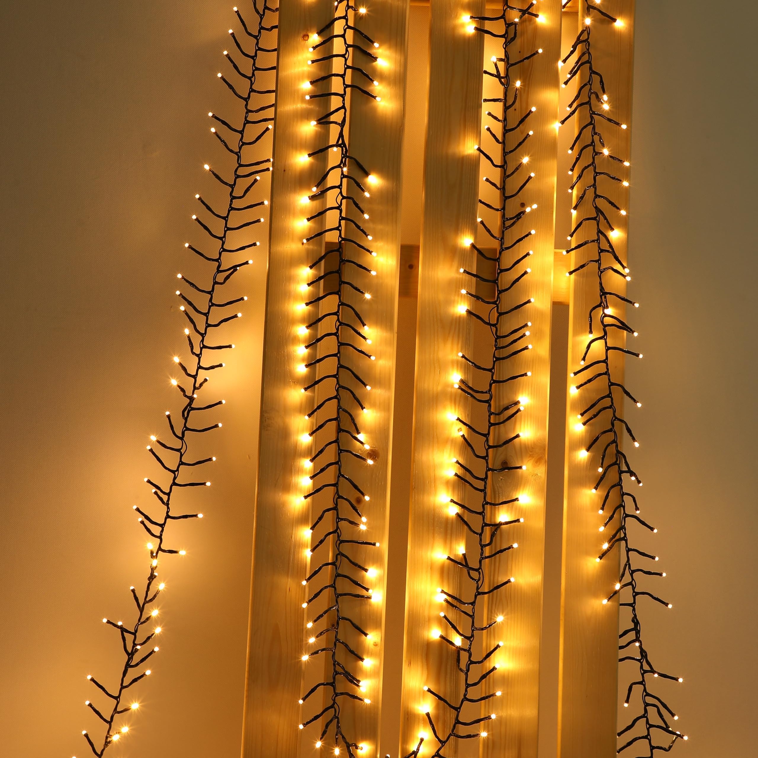 AMOS Christmas Cluster Lights 240 LED Lights Indoor/Outdoor Use Memory