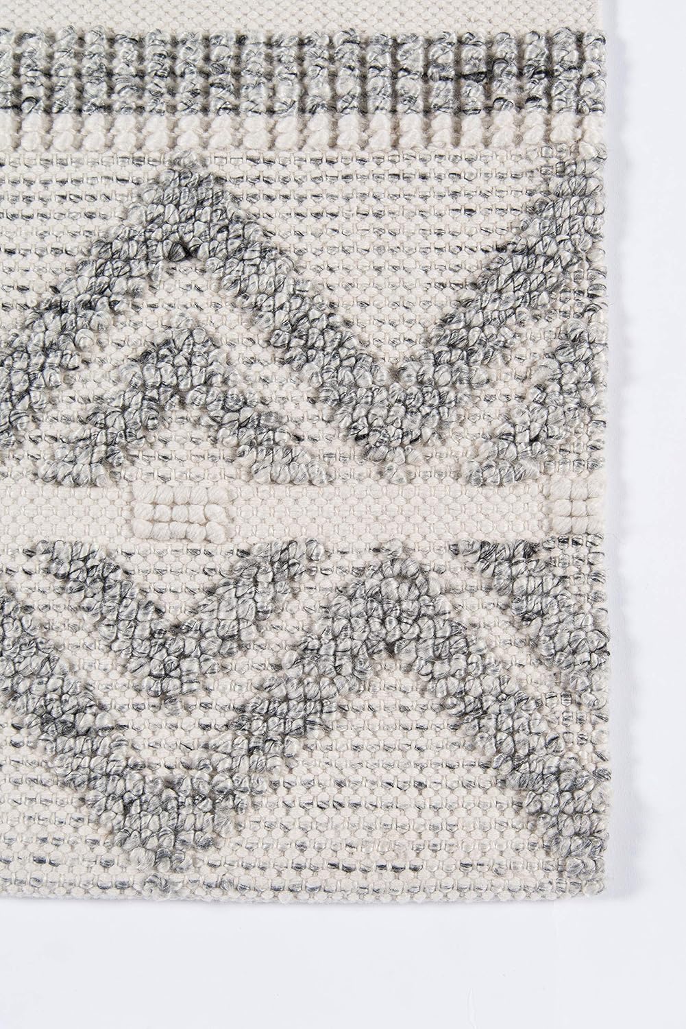 Momeni Hermosa Geometric Hand Woven Ivory Area Rug 7'9" X 9'9" (HRM-3)