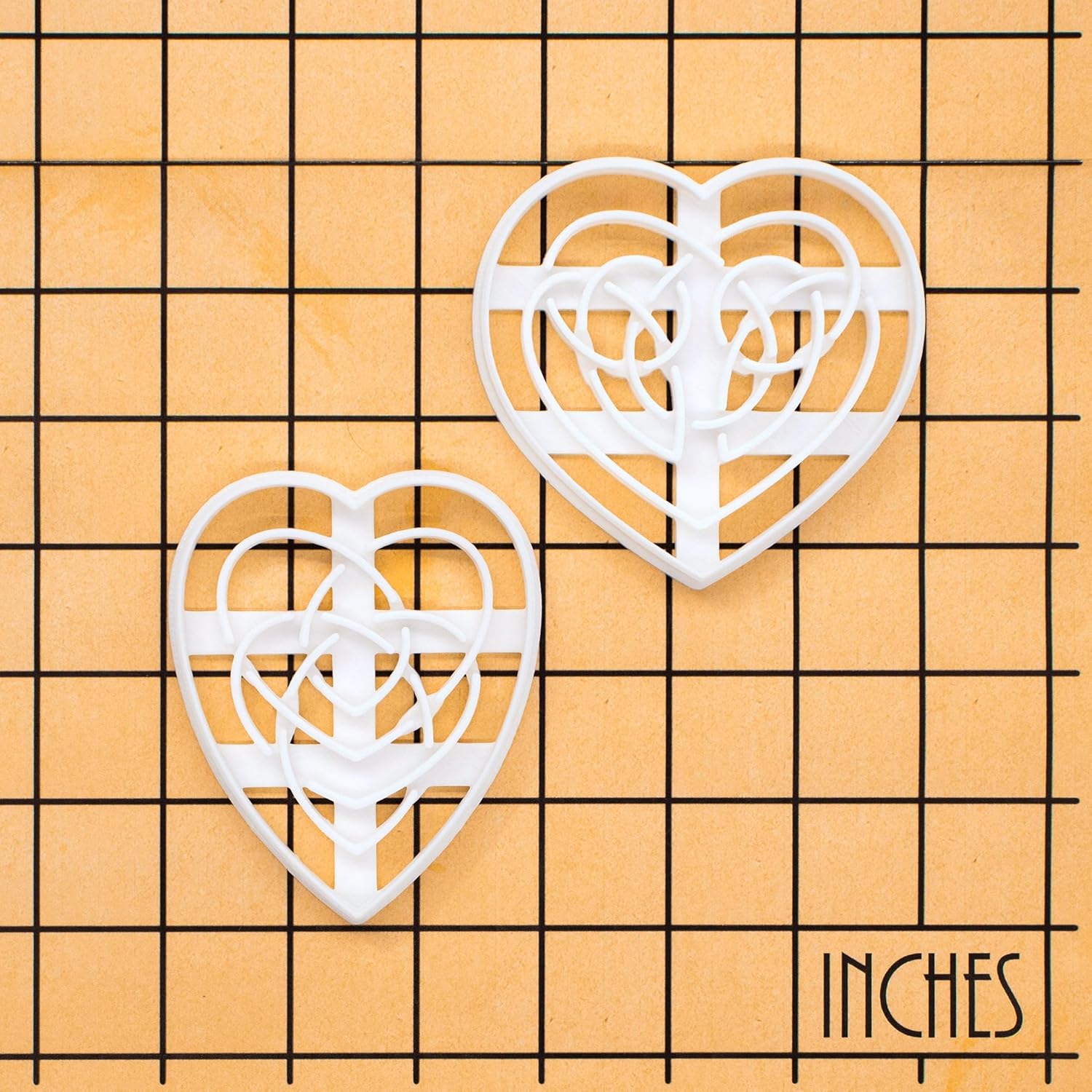 BAKERLOGY Set of 2 Motherhood Celtic Knot Cookie Cutters – Symbols of Maternal Love for Mother’s Day, Baby Shower, Pregnancy & Celtic Family Heritage
