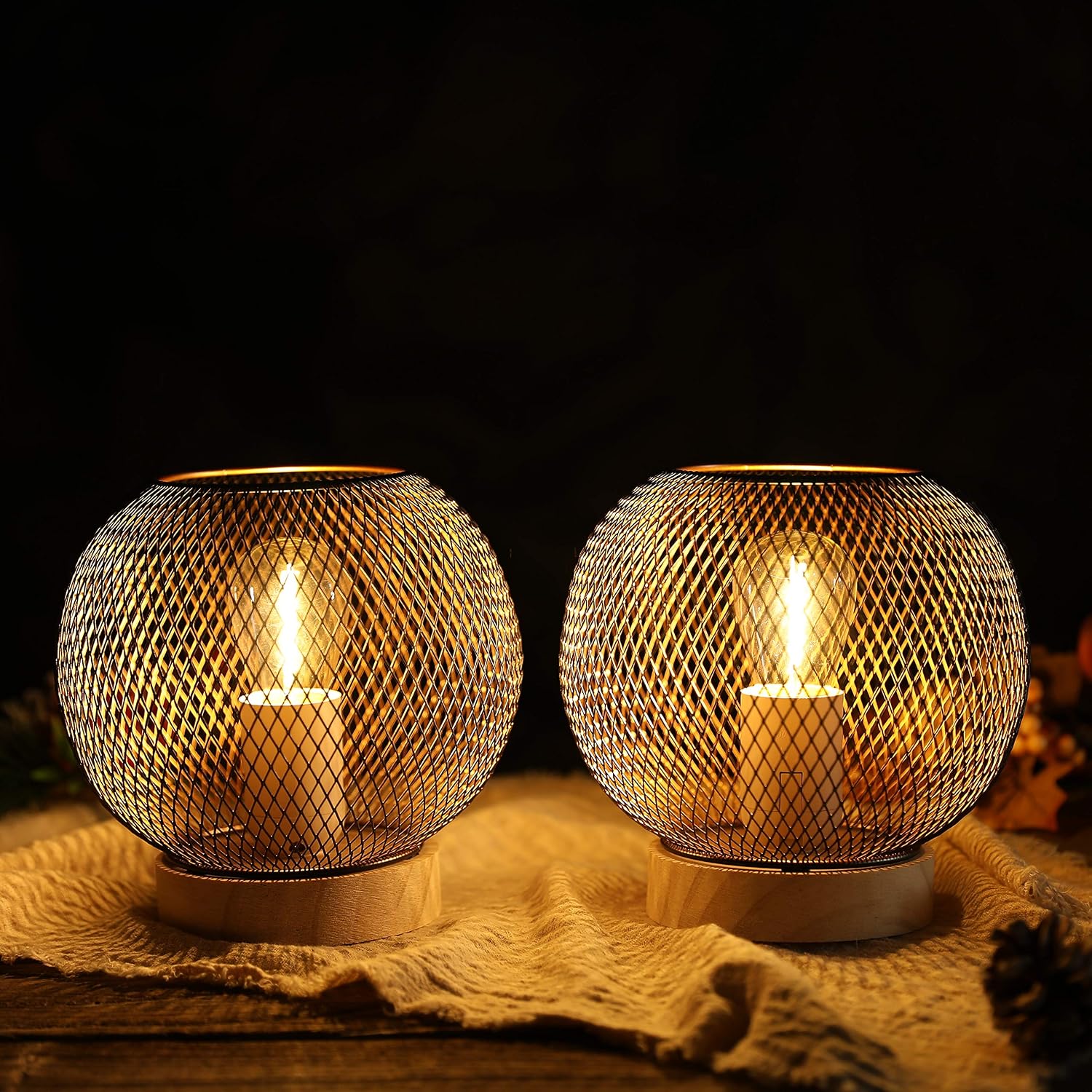 JHY DESIGN Set of 2 Table Lamp Metal Mesh Modern Battery Powered with 6-Hours Timer Feature 7.5''High Decorative Cordless Lamp for Balcony Indoor Table Garden Party Home(Circular,with Wooden Base)